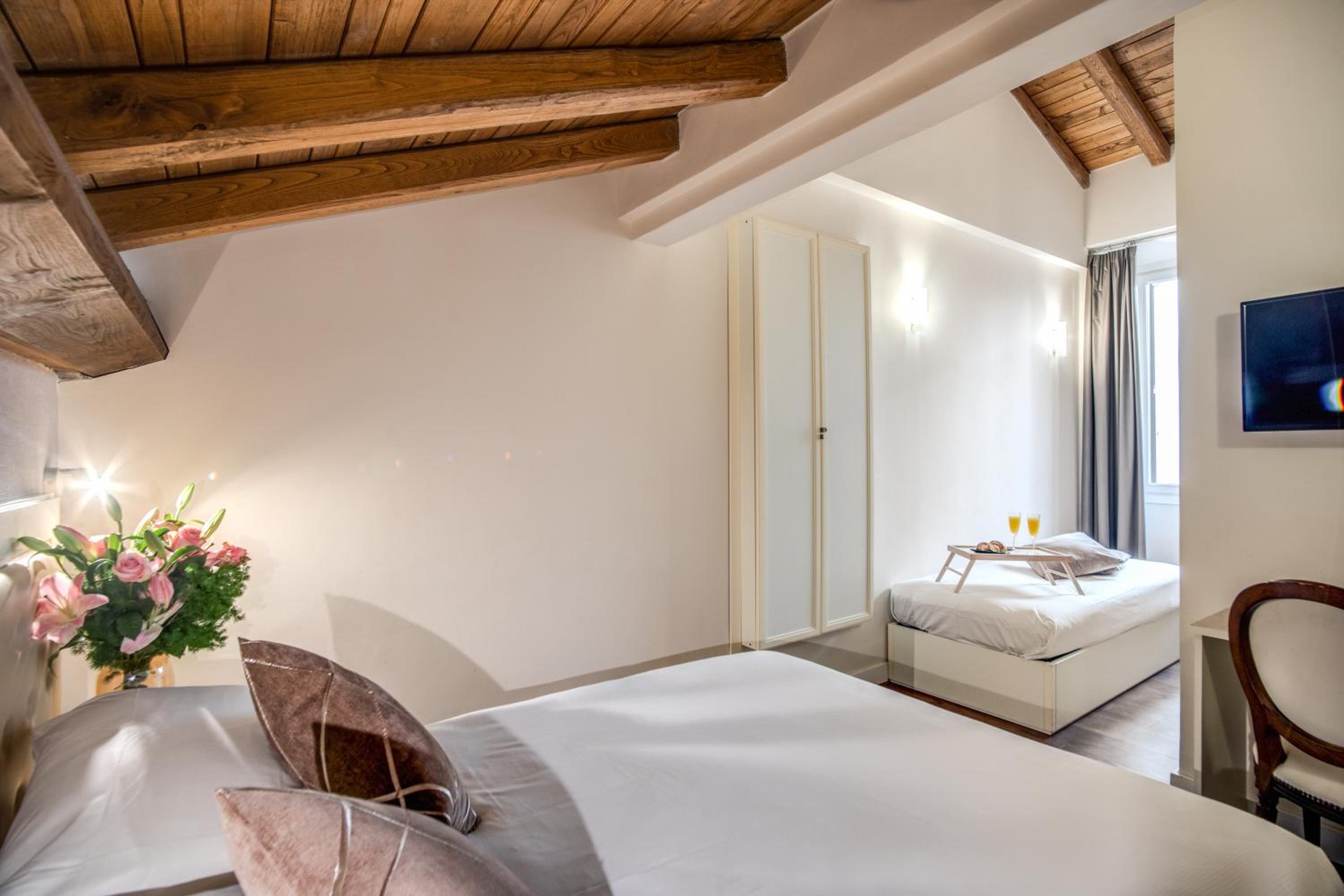 Double Room photo 3