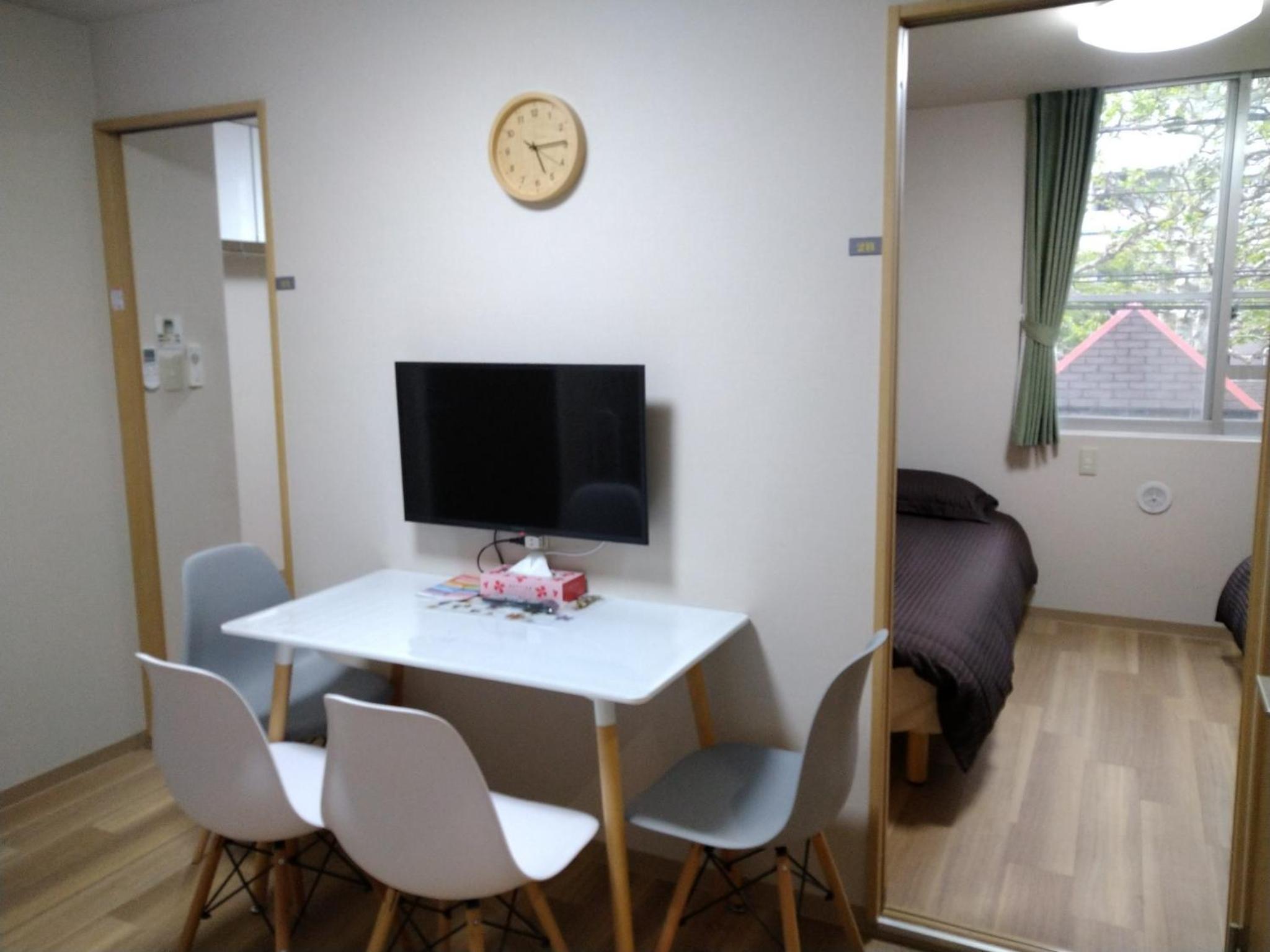 Apartment photo 3
