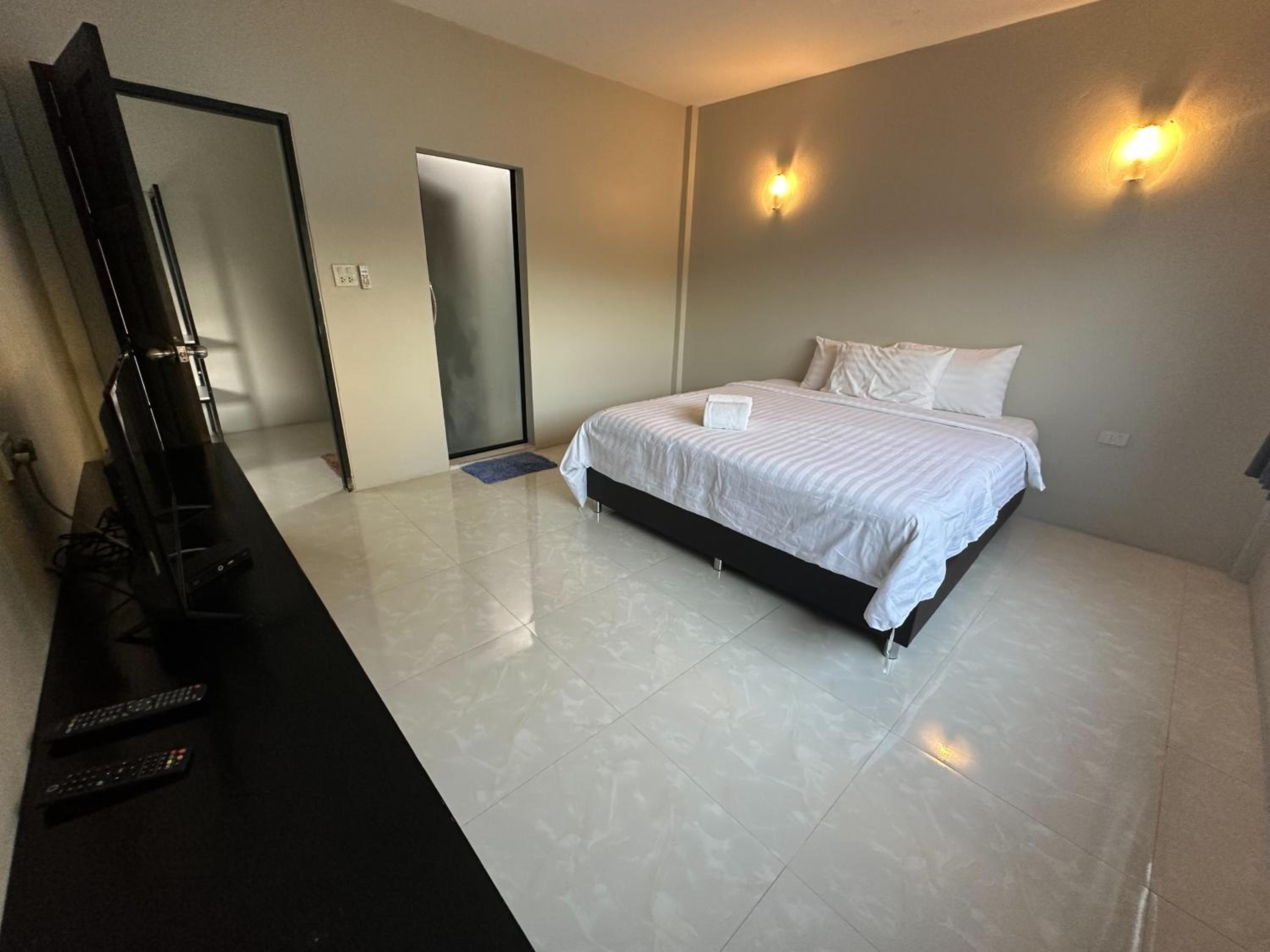 Deluxe Double Room photo 3