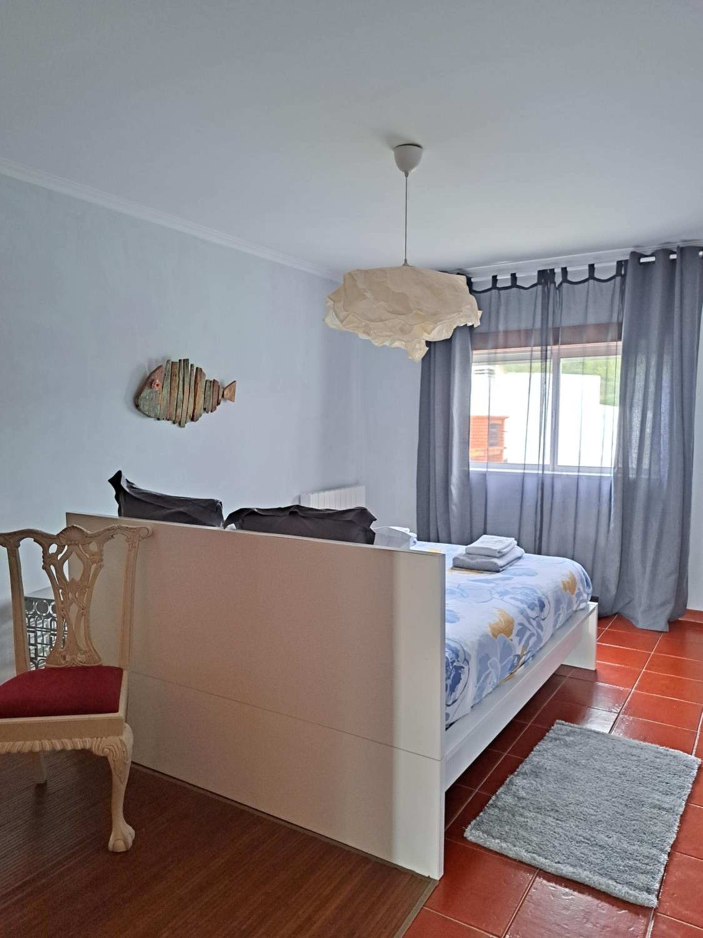 One-Bedroom Apartment - Photo 1