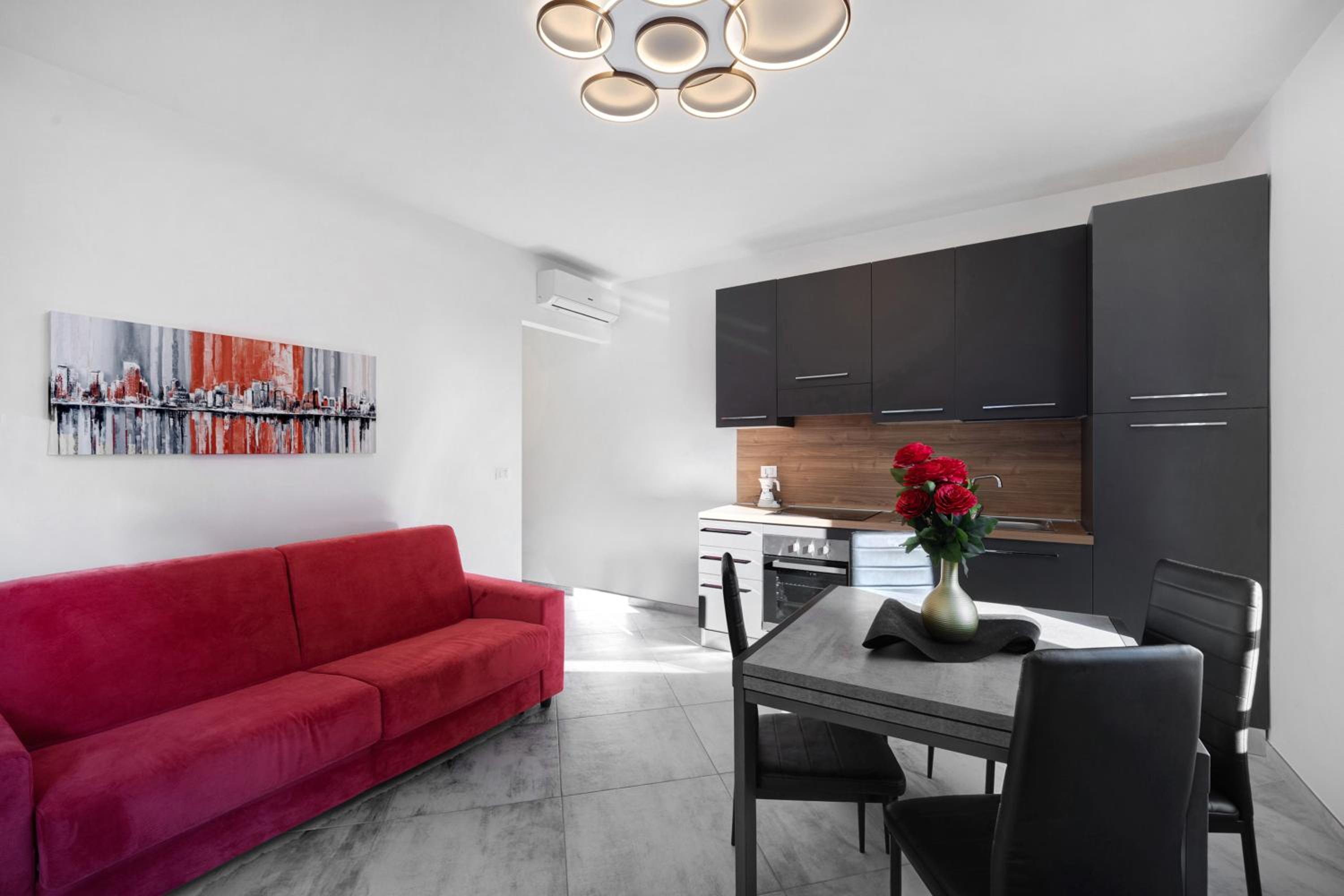 Superior One-Bedroom Apartment with Balcony photo 1