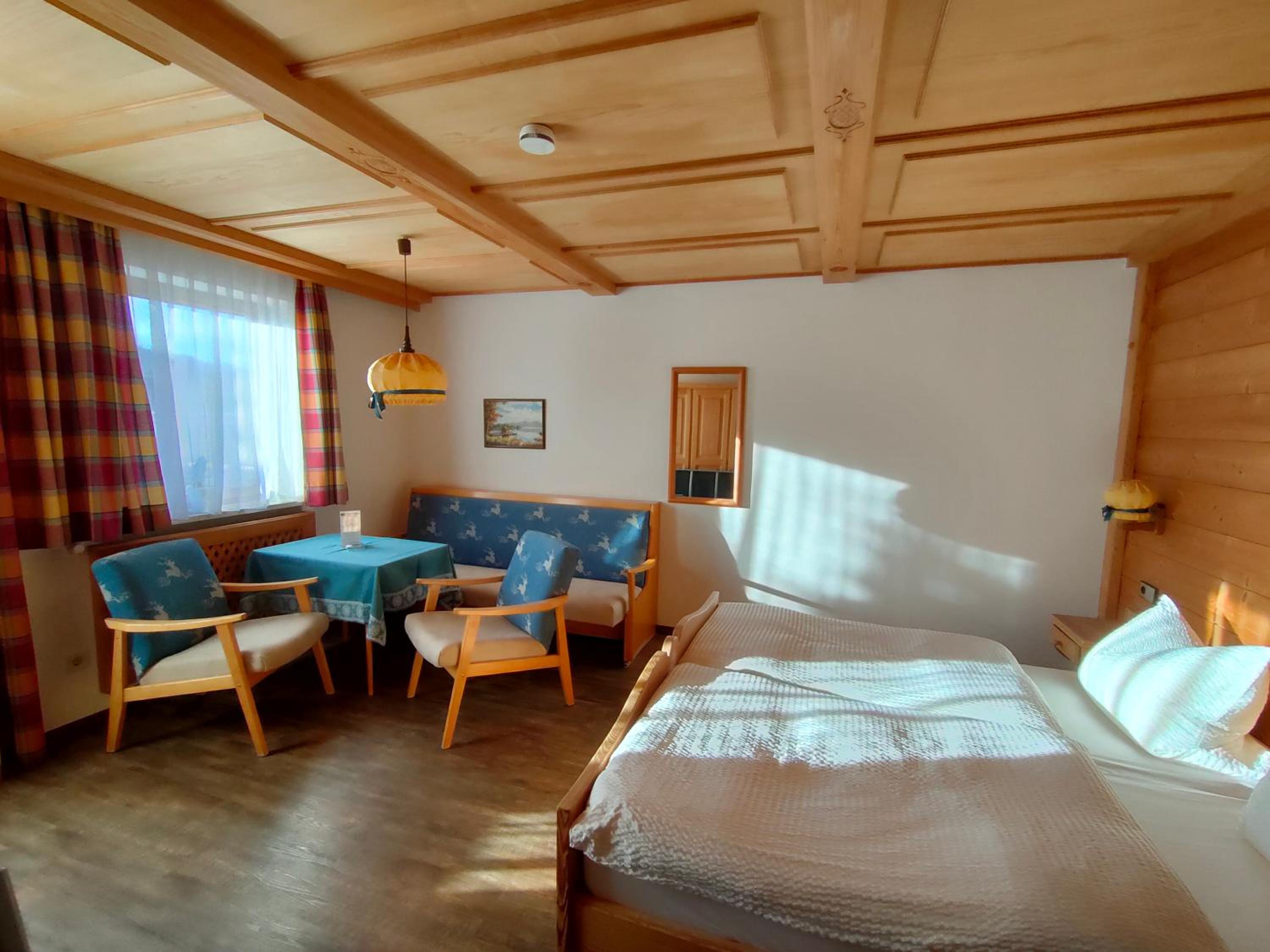 Double Room with Private Bathroom photo 1