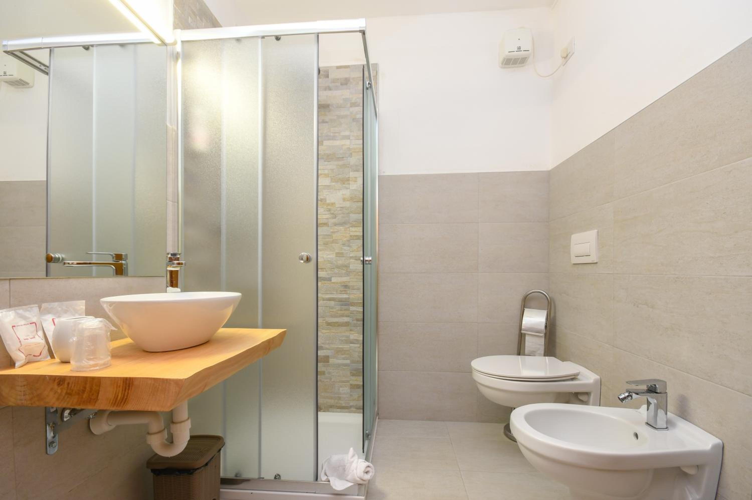Triple Room photo 2