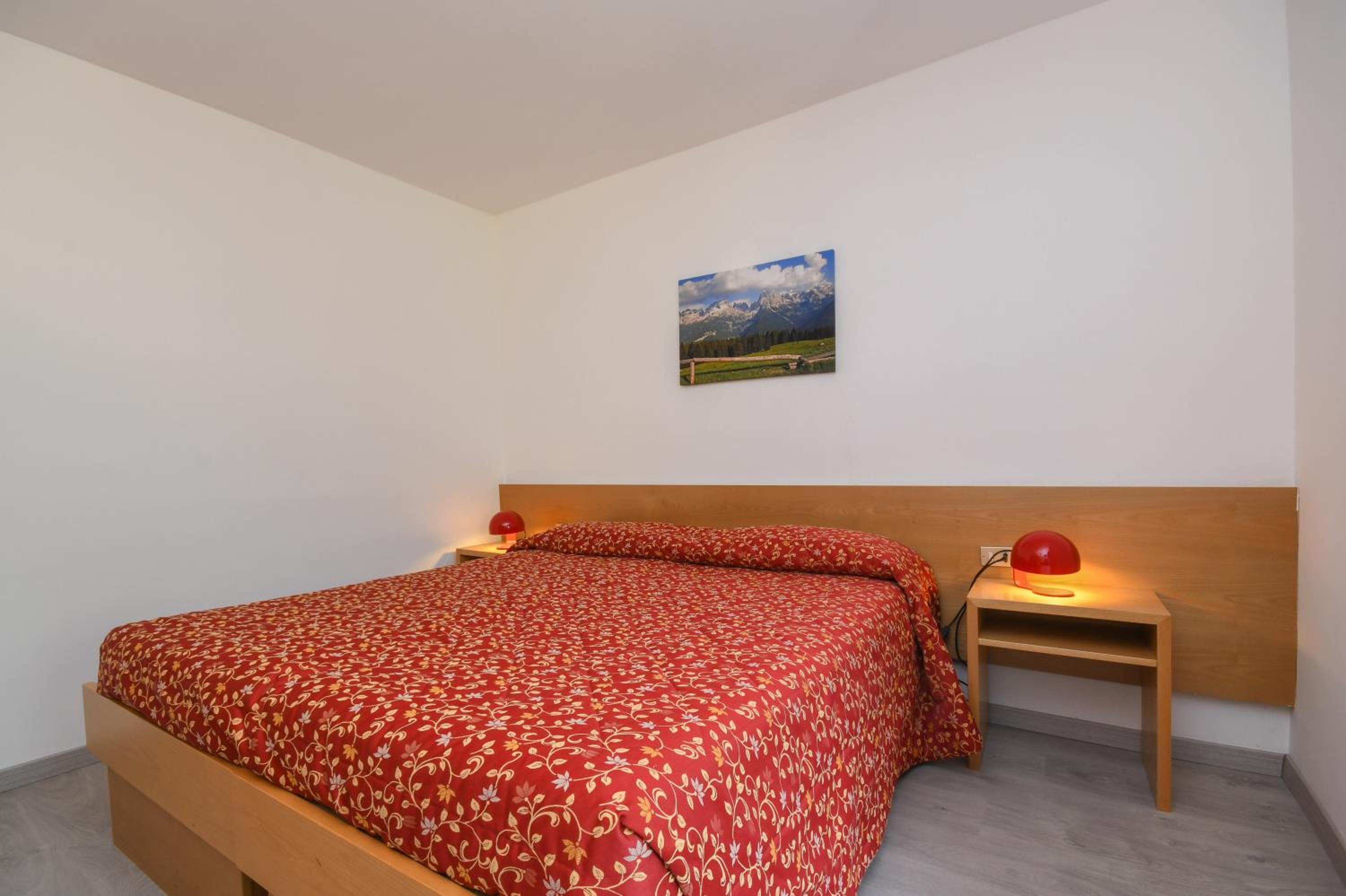 Double or Twin Room with Balcony photo 2