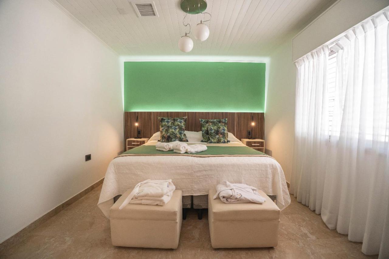 Superior King Suite