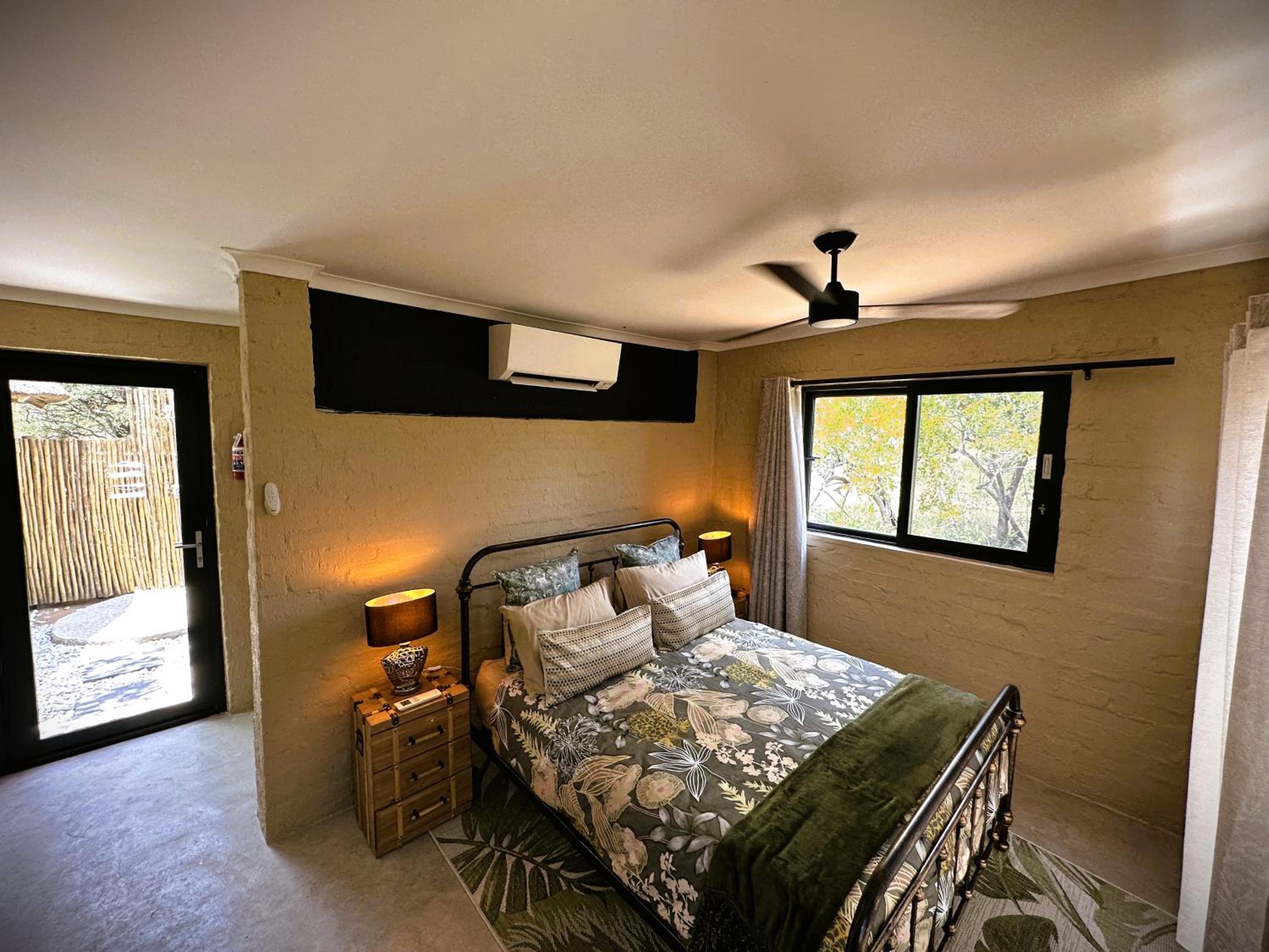 King Room with Mountain View - Photo 9