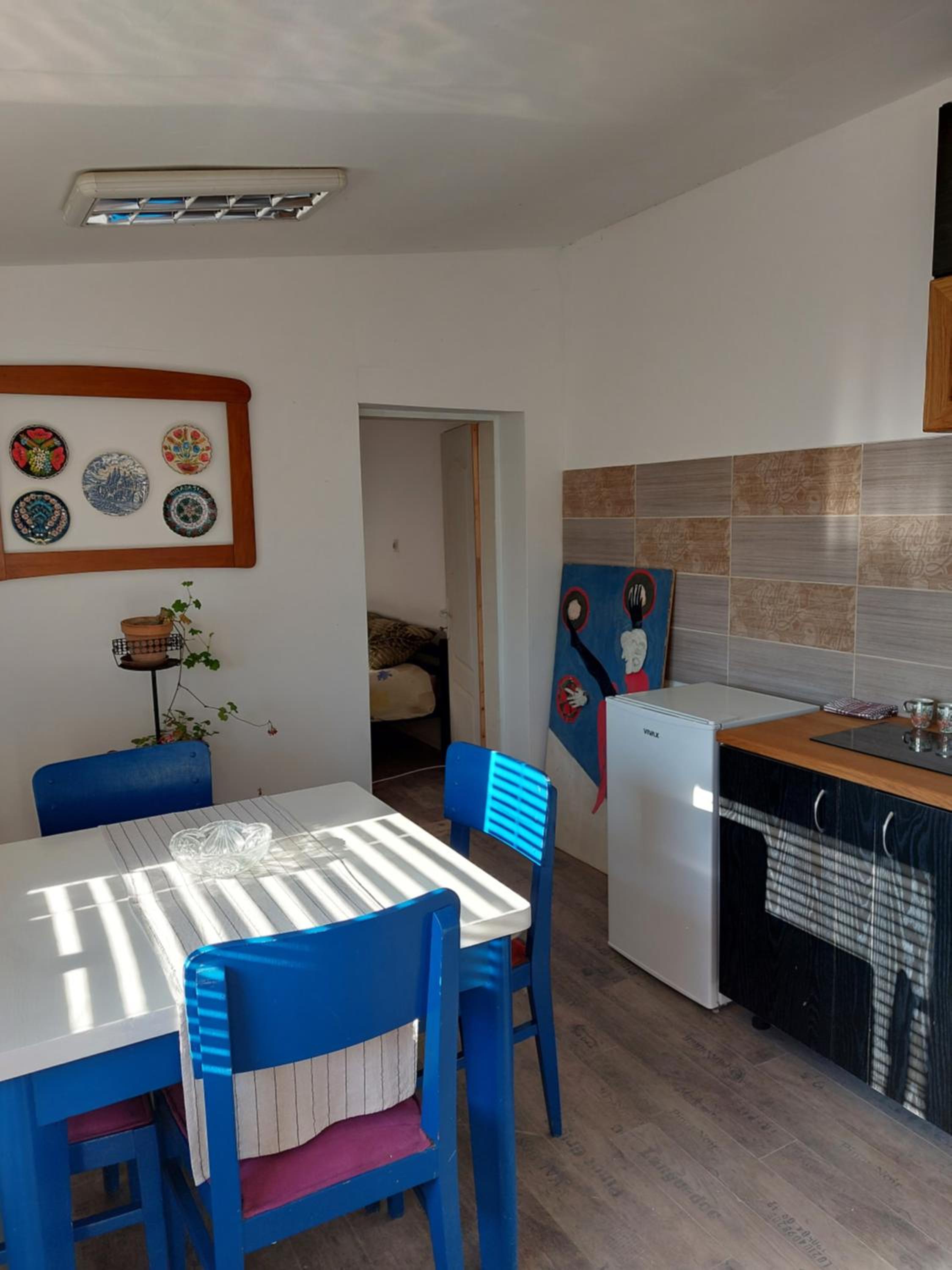 One-Bedroom House photo 2