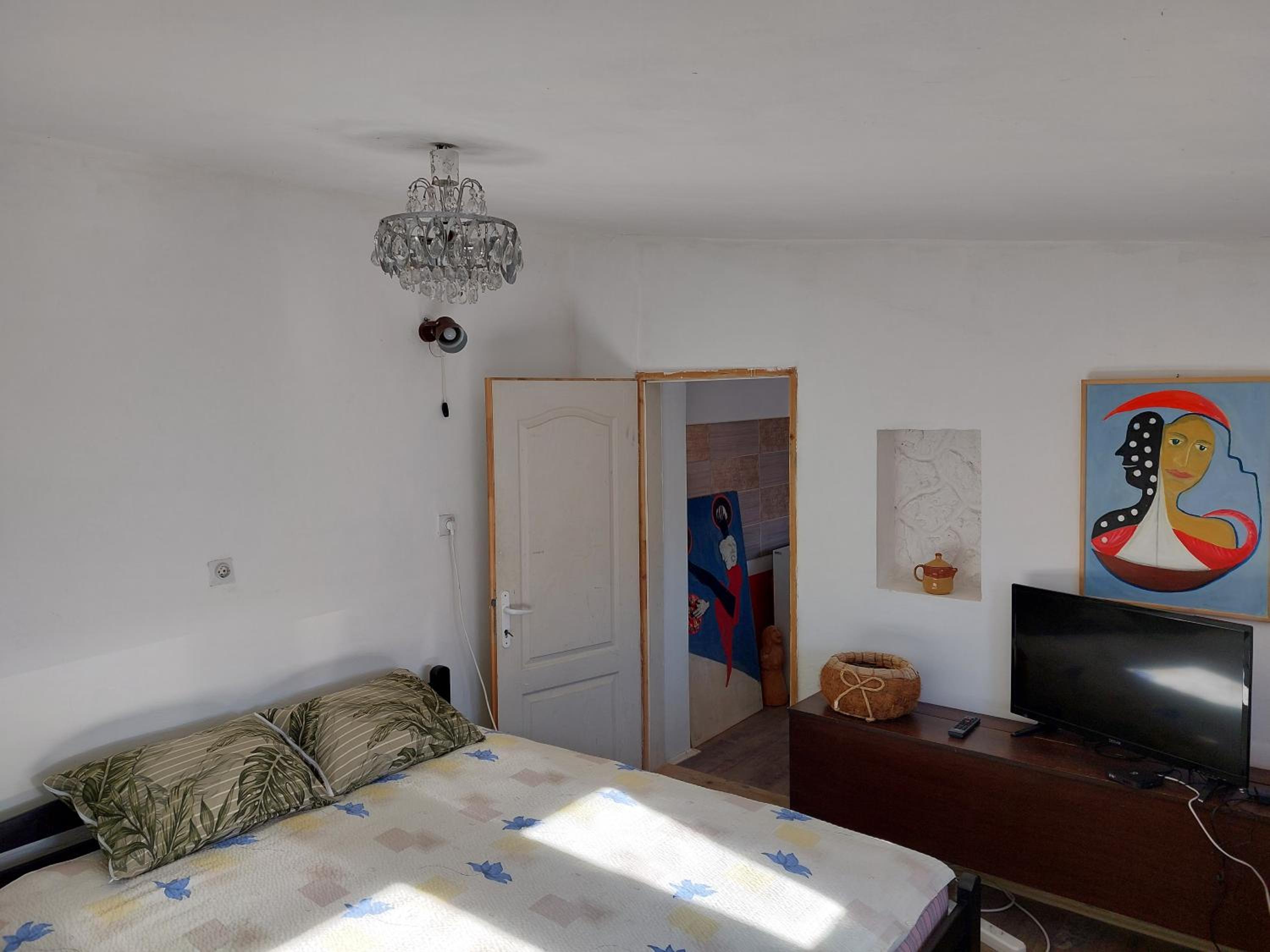 One-Bedroom House photo 1