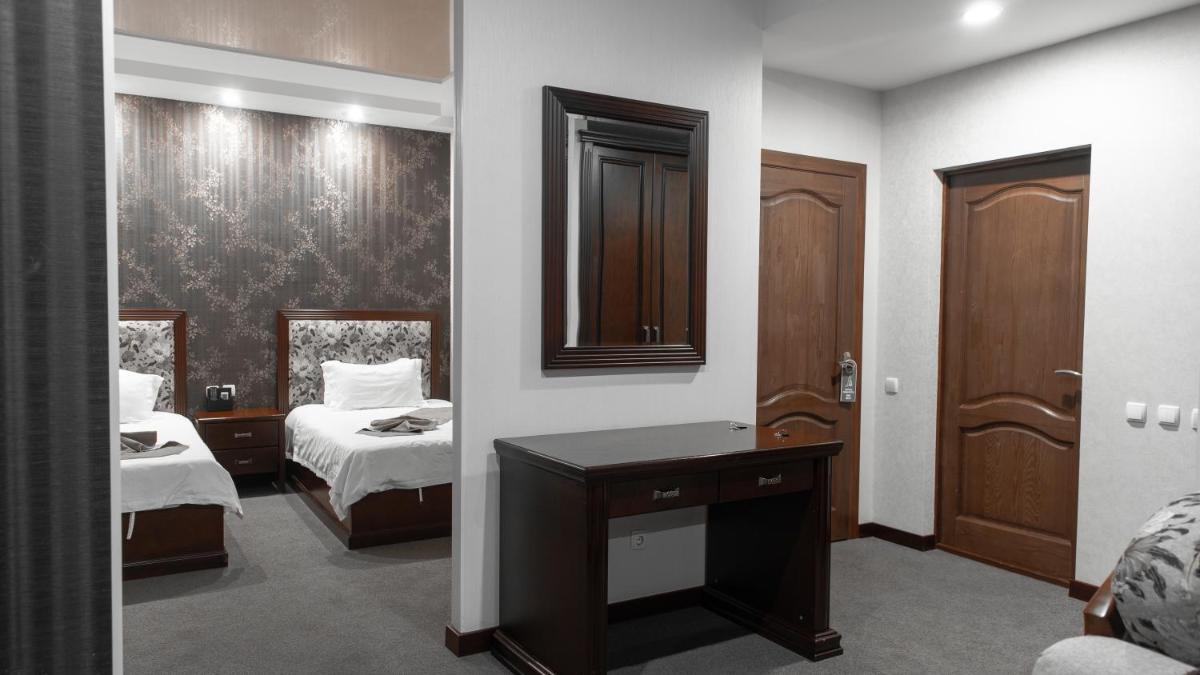 Deluxe Twin Room photo 1