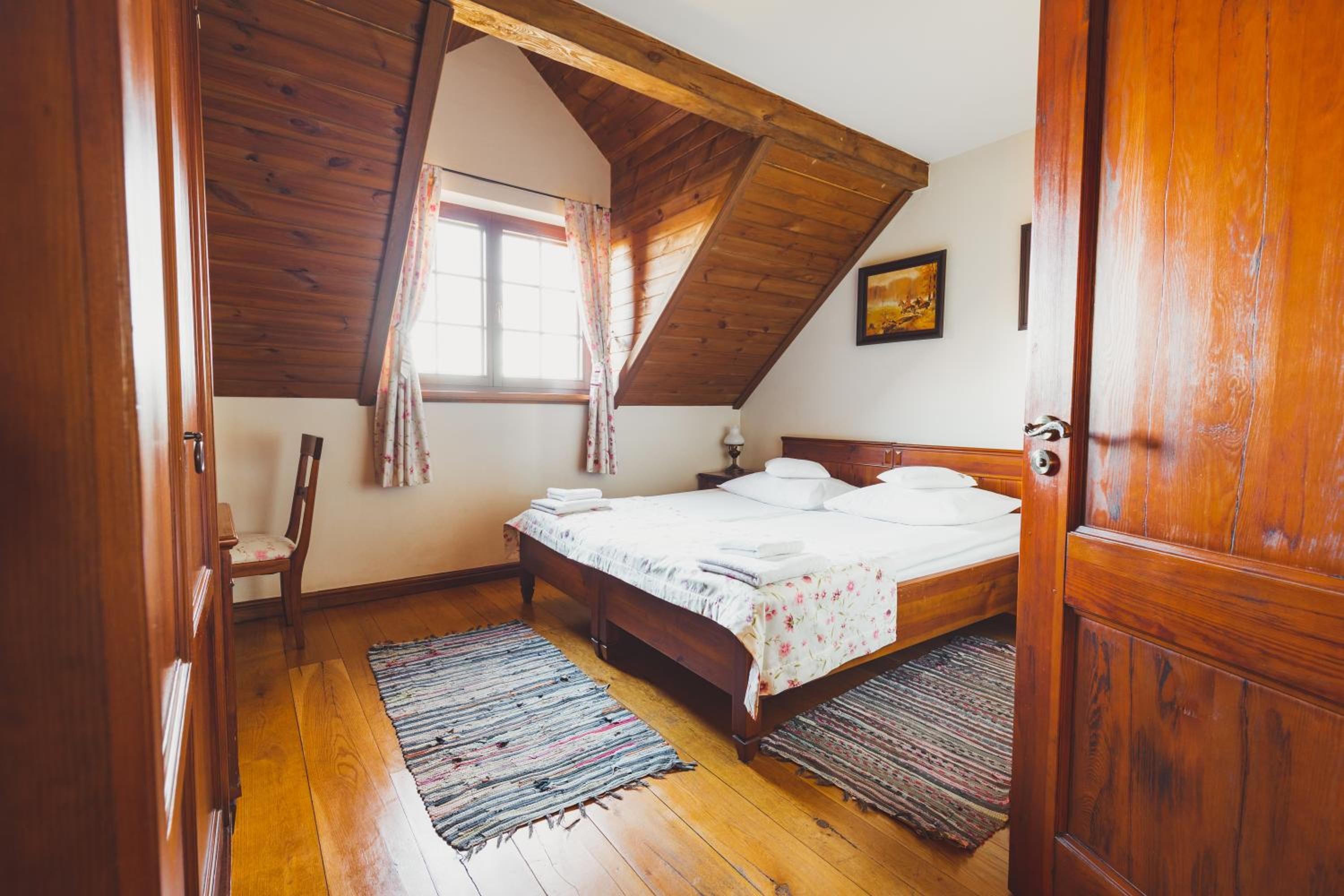 Standard Double or Twin Room - Photo 2