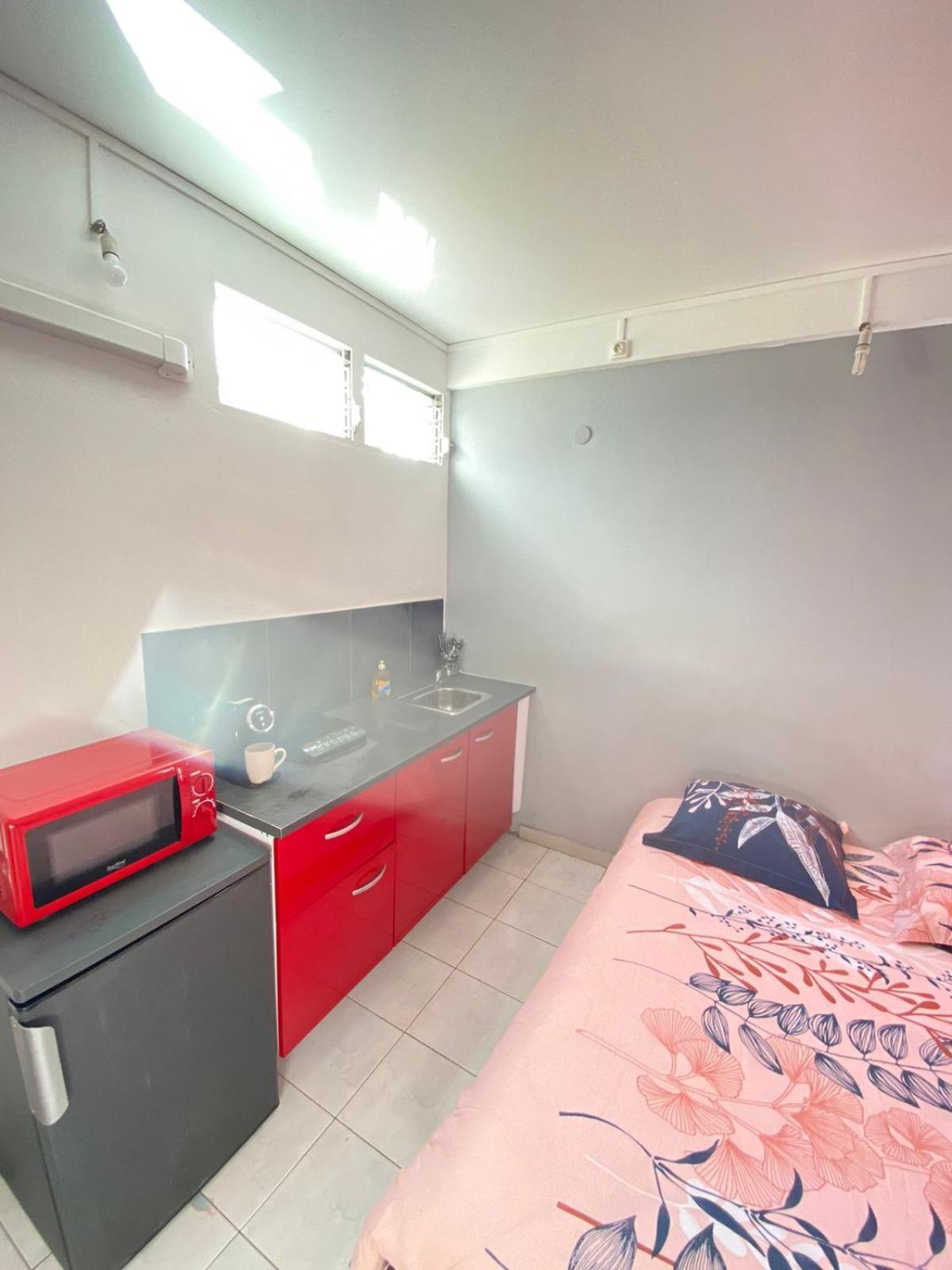 One-Bedroom Apartment - Photo 5