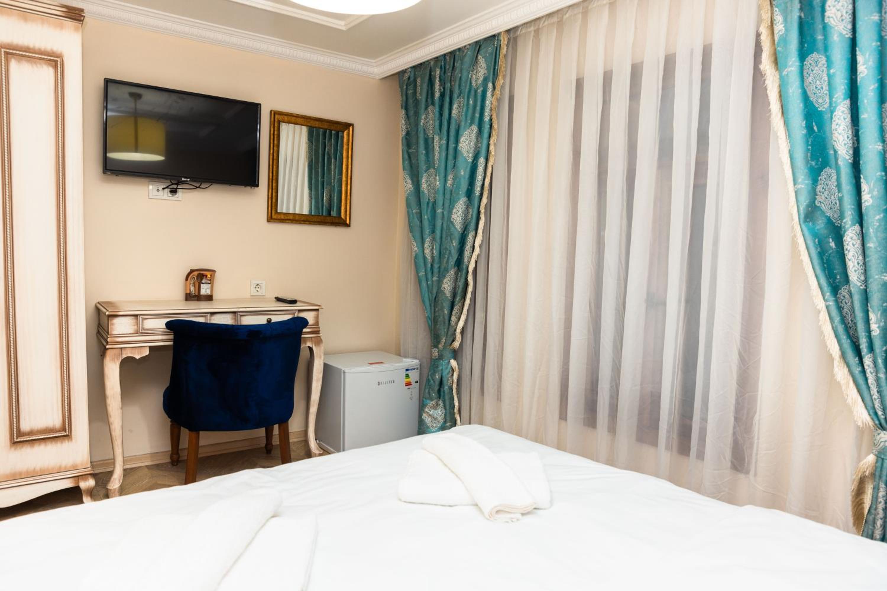 Deluxe Double Room photo 2
