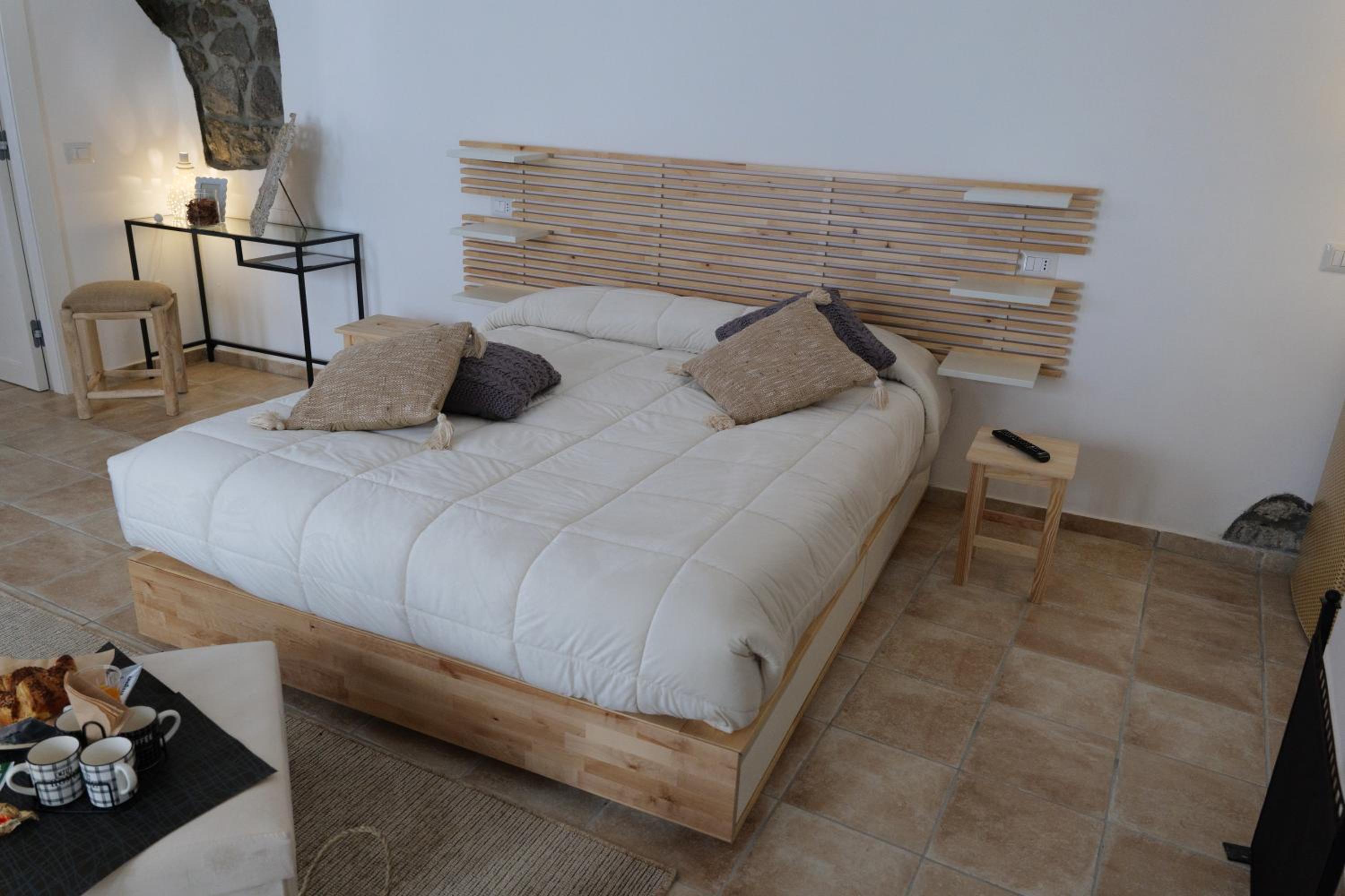 Deluxe Room - Photo 3