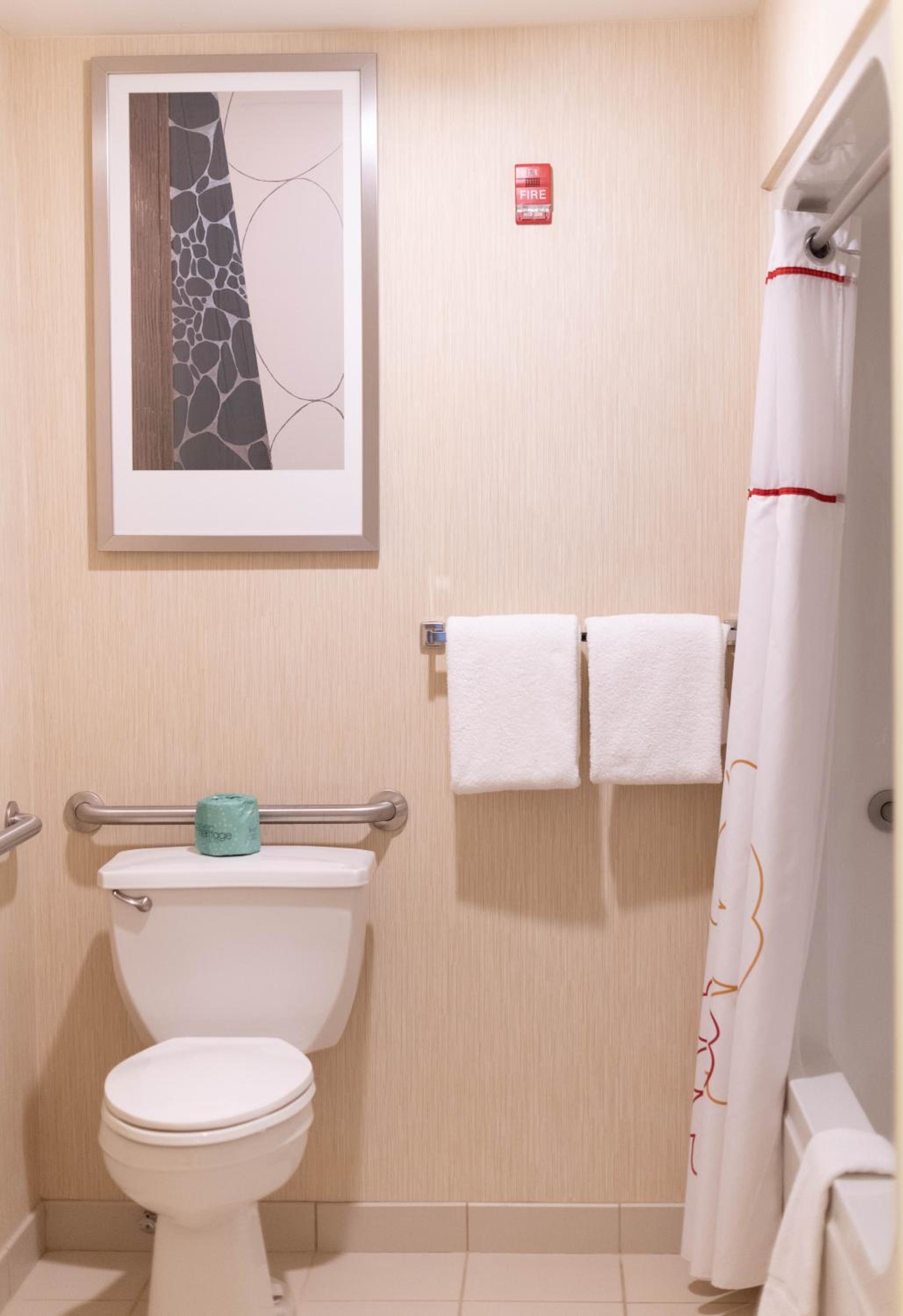 Two-Bedroom Suite - Non-Smoking - Photo 5