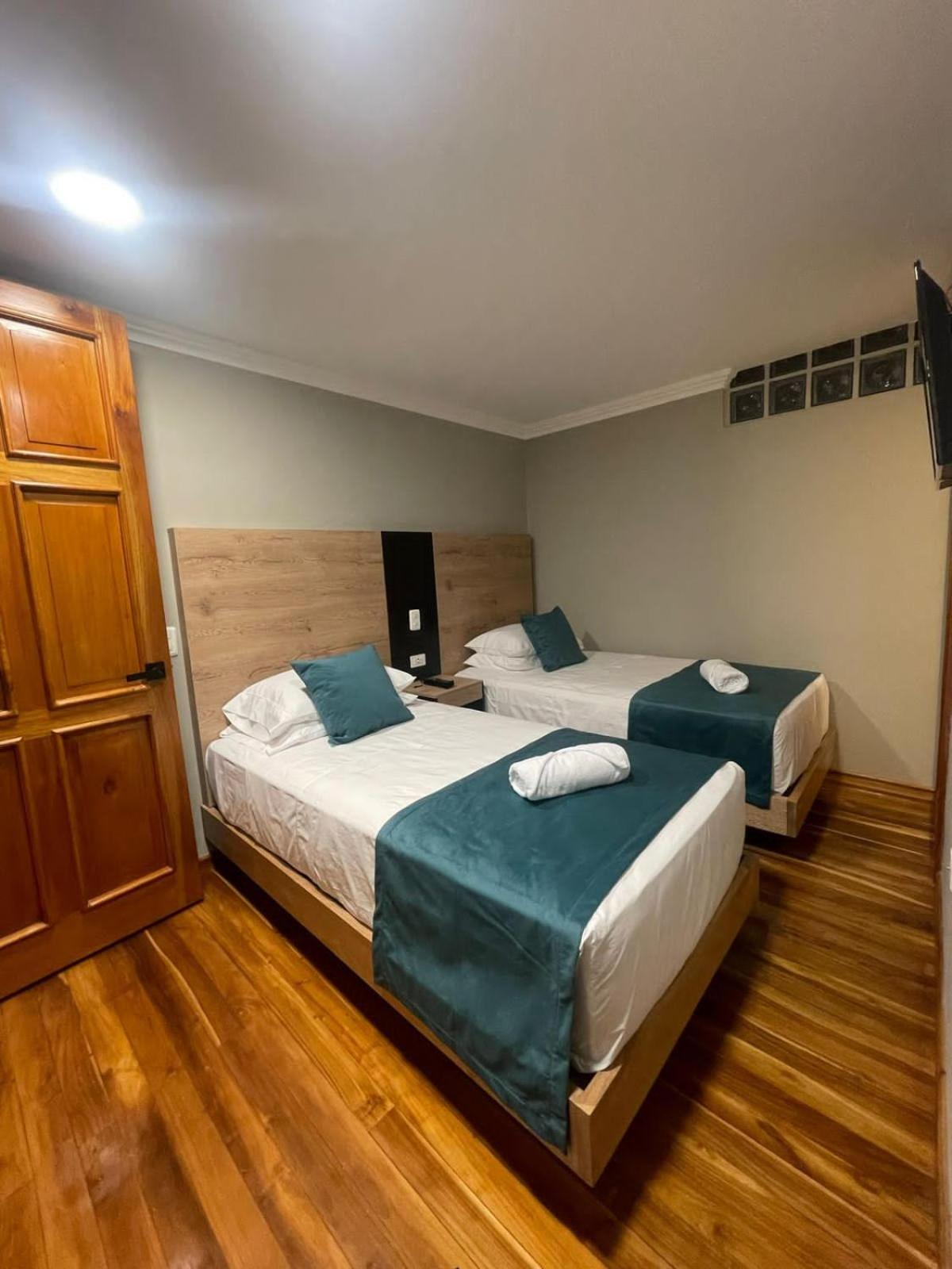 Small Twin Room photo 3