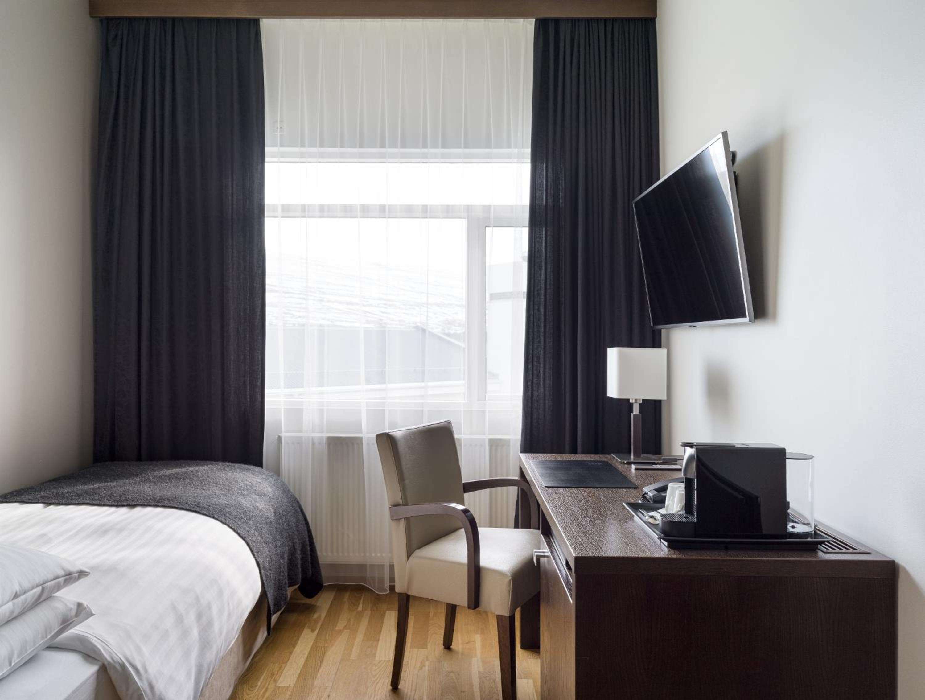 Single Room - Photo 3