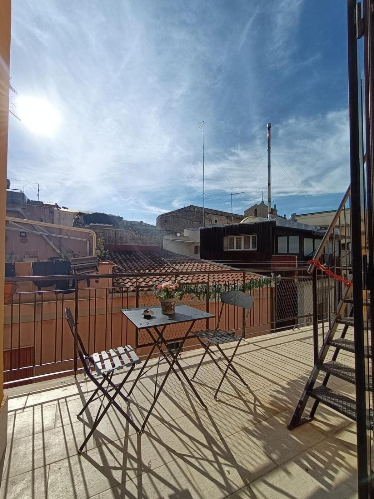 One-Bedroom Apartment with Terrace photo 2