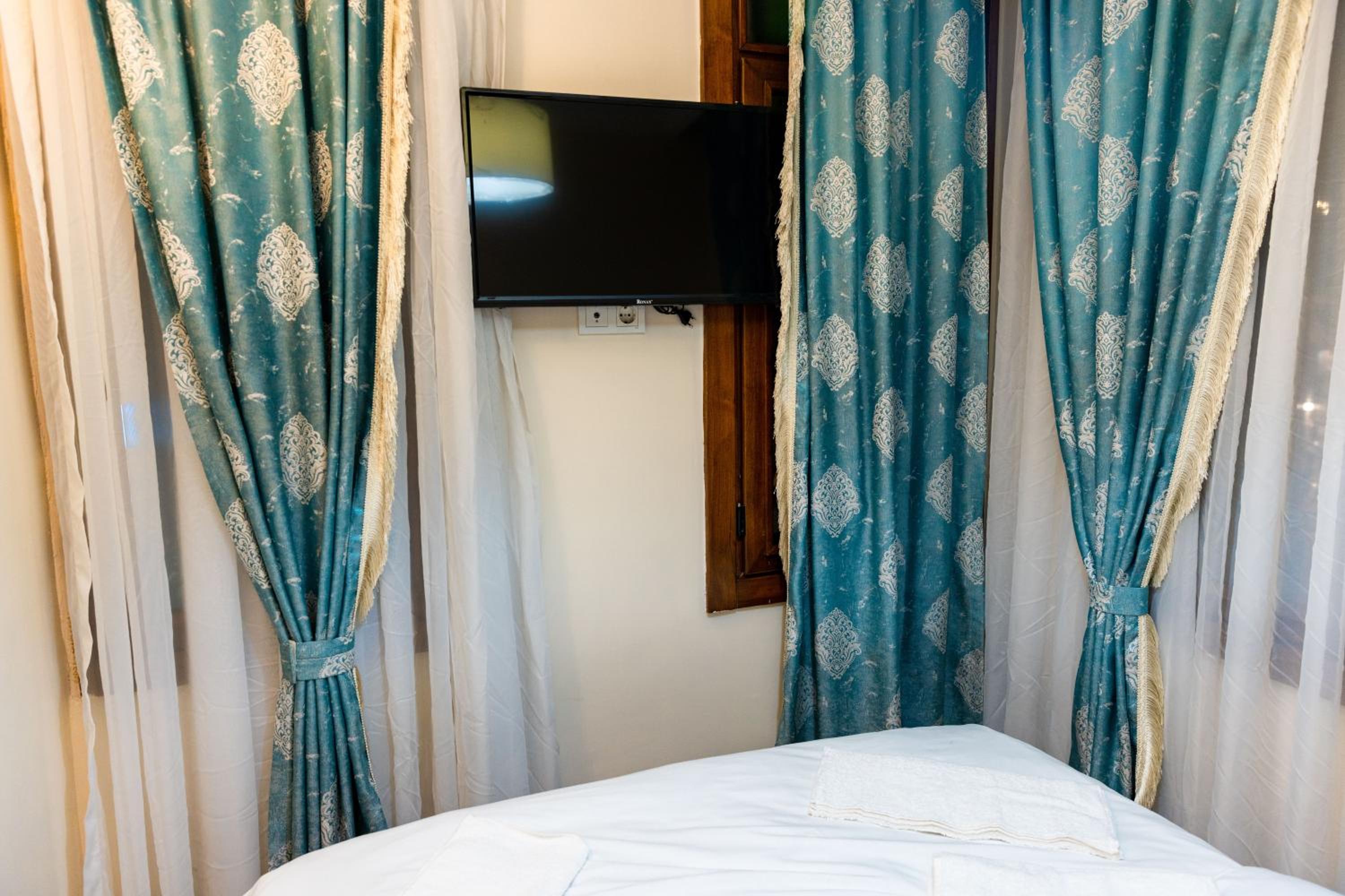 Economy Double Room photo 3