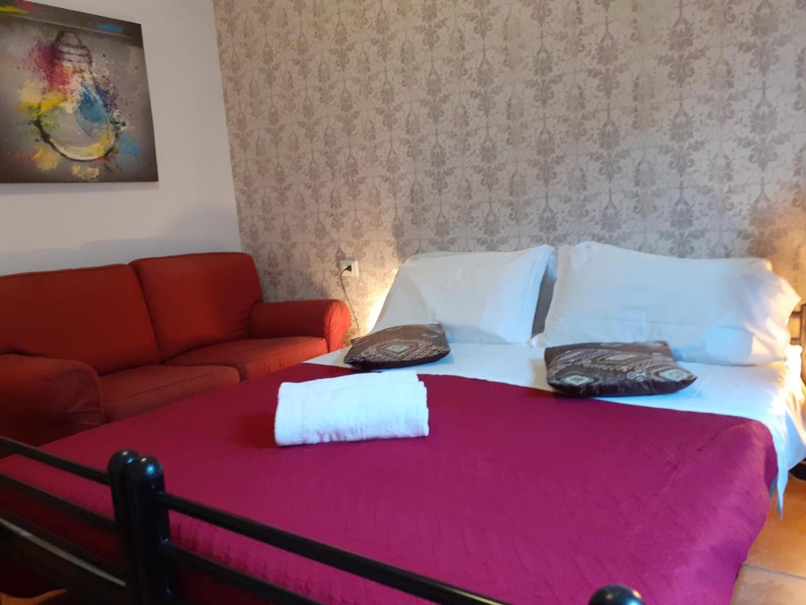 Economy Double Or Twin Room photo 2