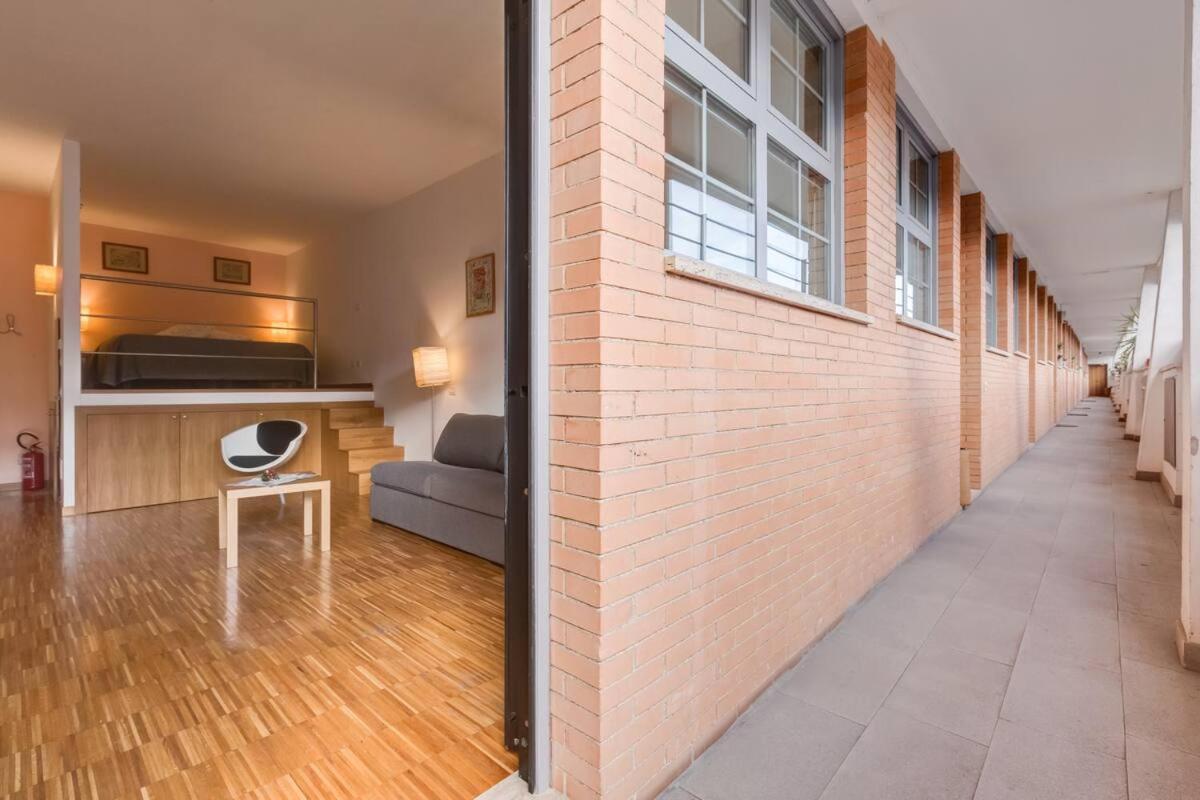 Studio Apartment photo 3