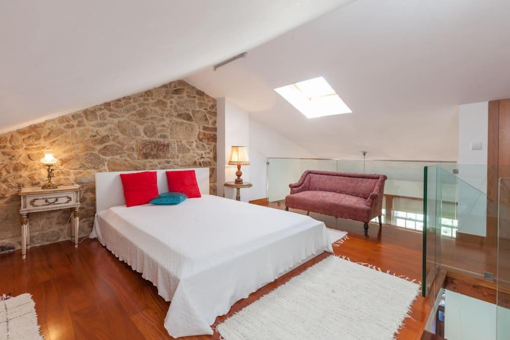 Two-Bedroom Apartment - Photo 3