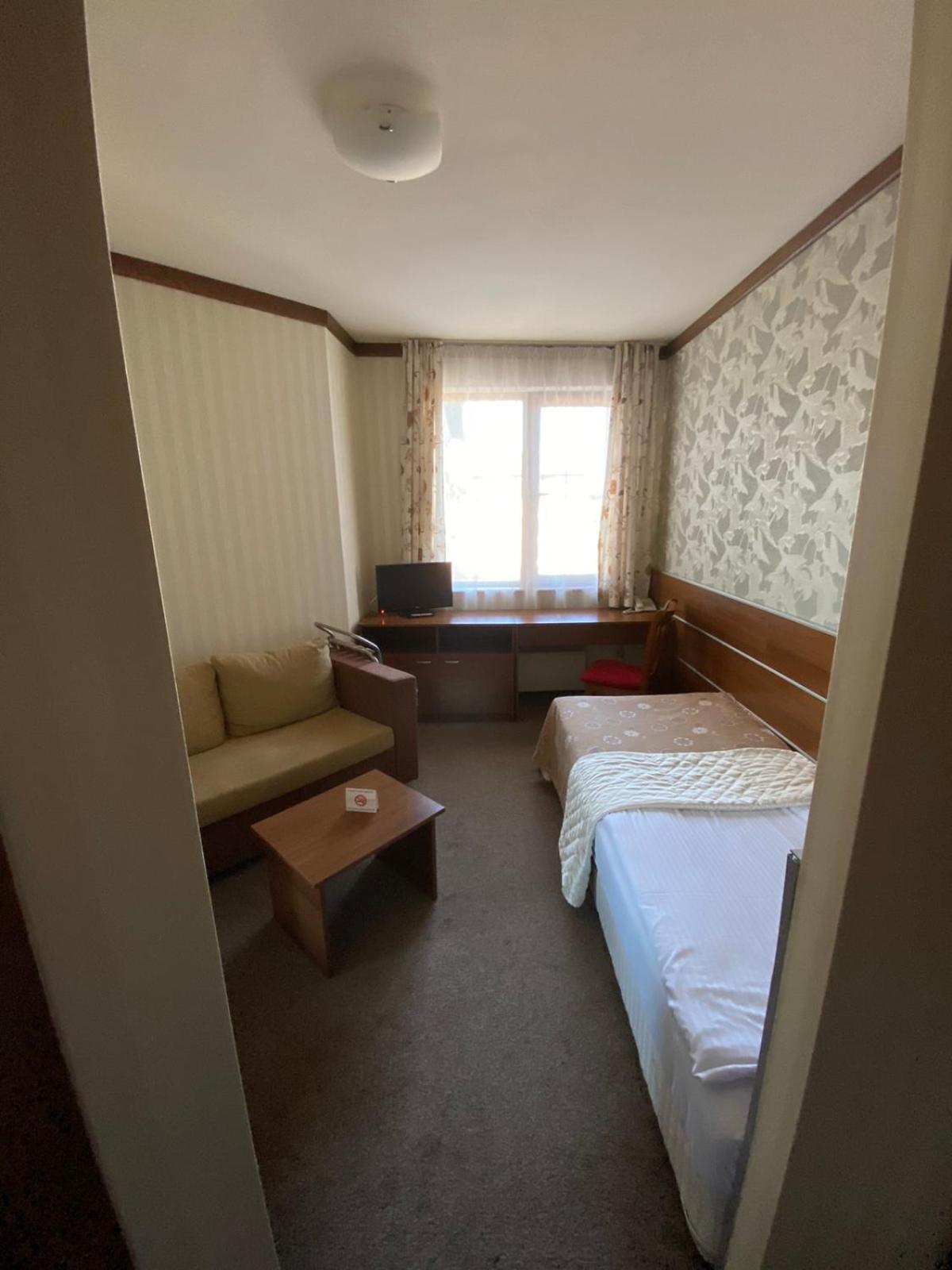 Single Room photo 3