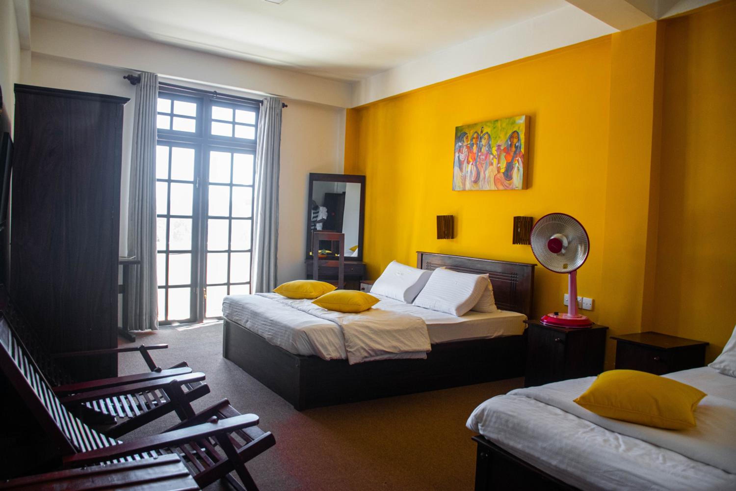 Triple Room with Balcony & Mountain View photo 3