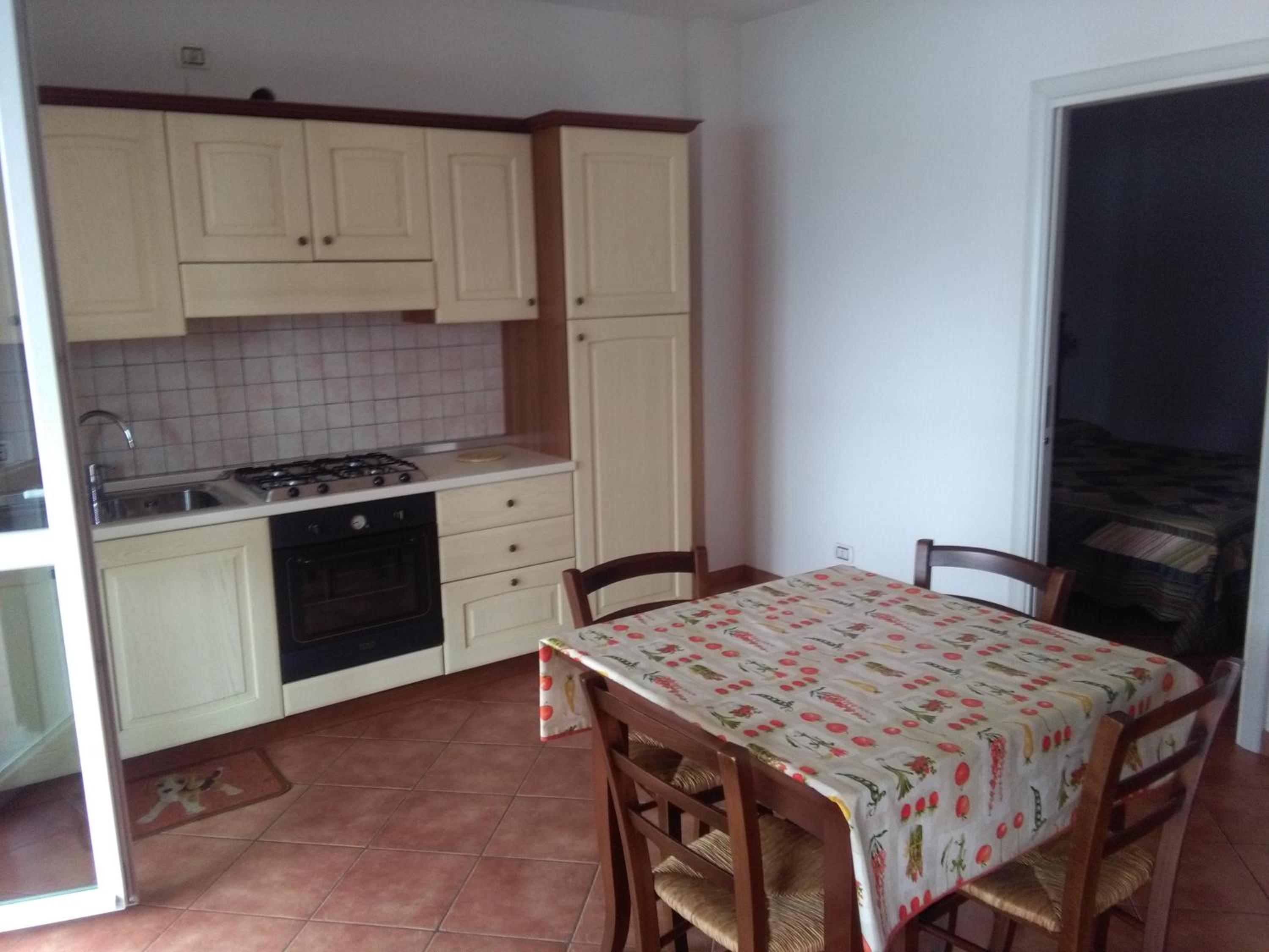 Apartment - Ground Floor photo 2
