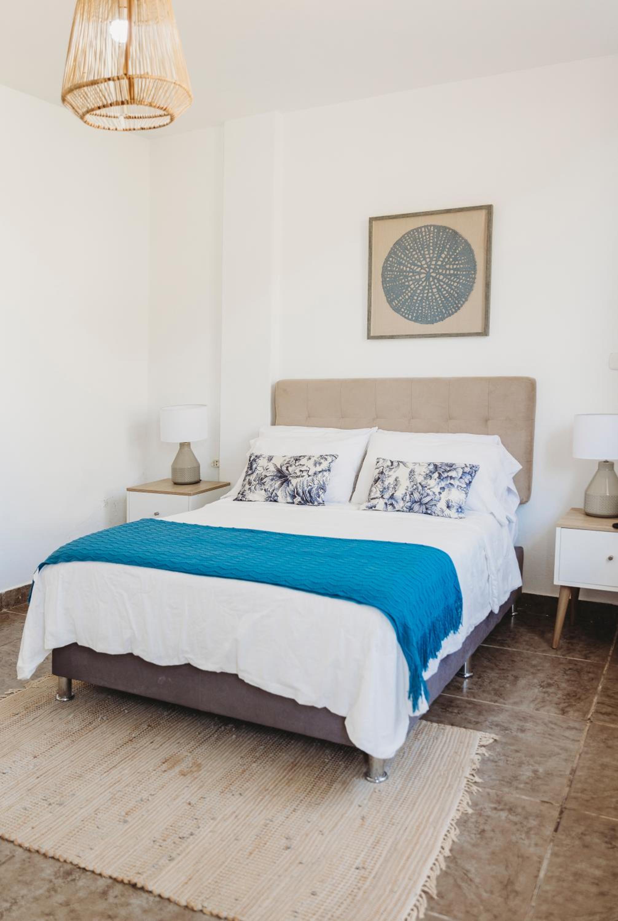 Double Room - Photo 9