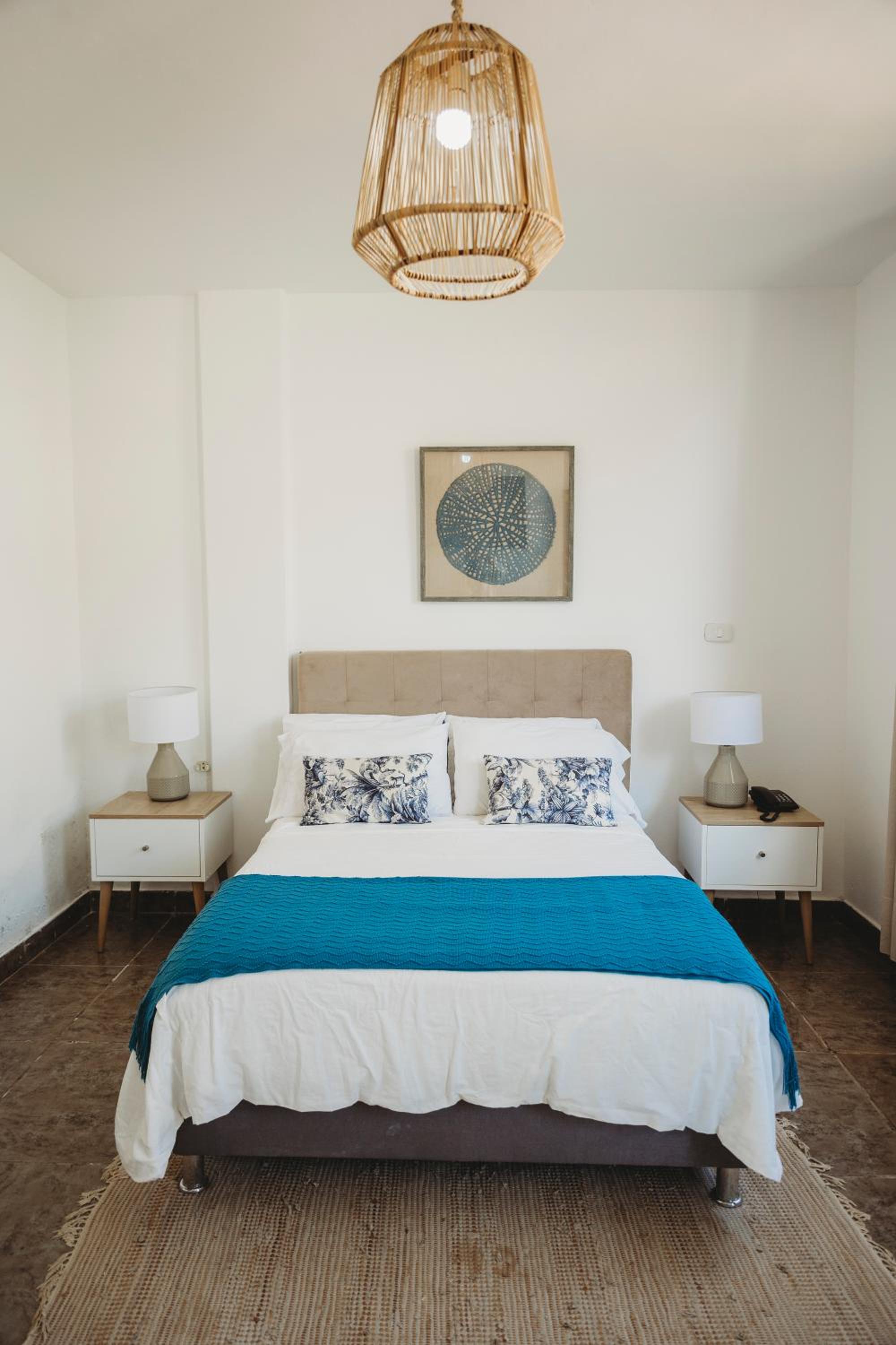 Double Room - Photo 11