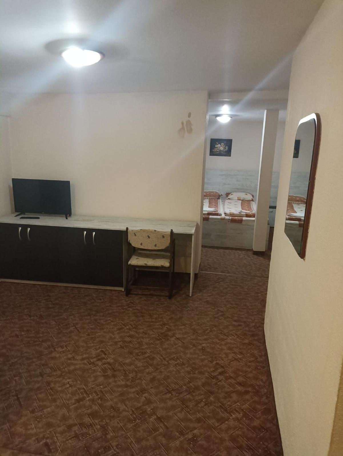 Double Room - Photo 4