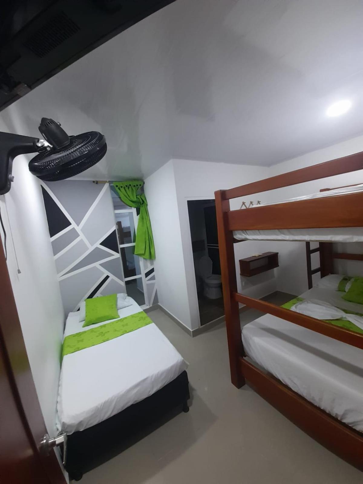 Standard Triple Room photo 2