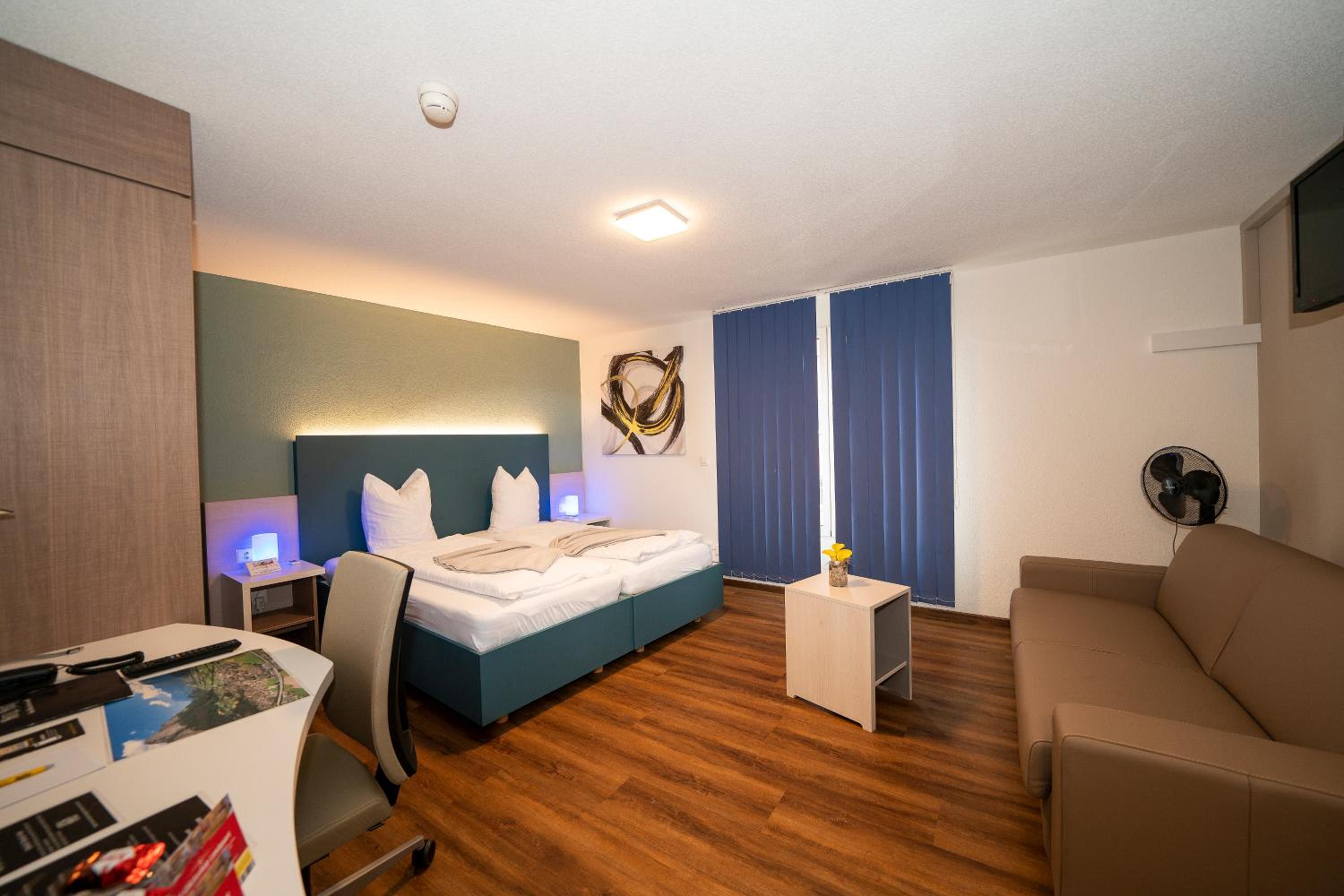 Superior Twin Room photo 3