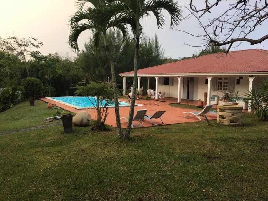 Villa photo 2