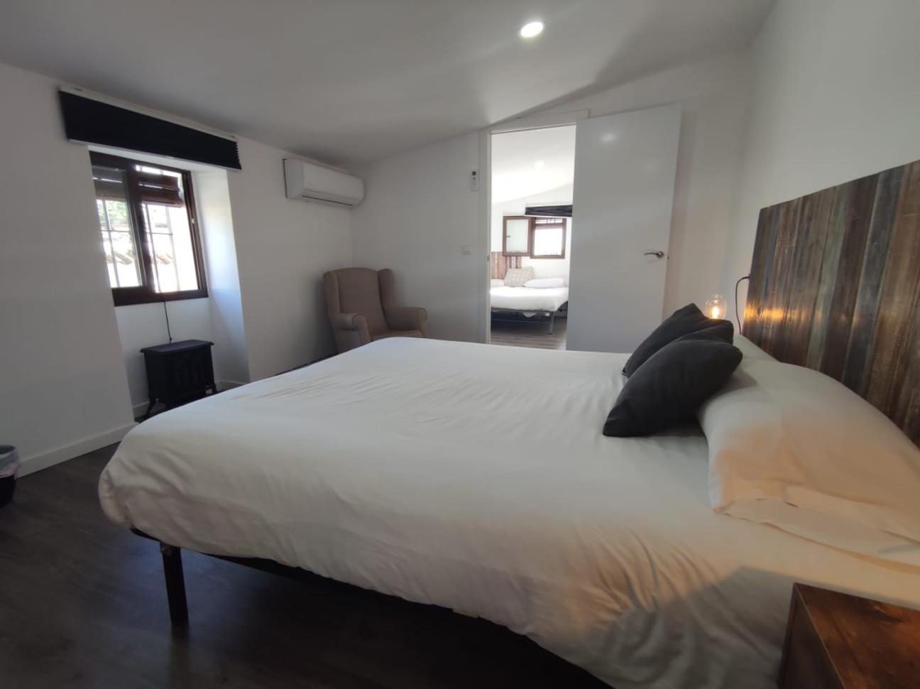 Two-Bedroom House - Photo 46
