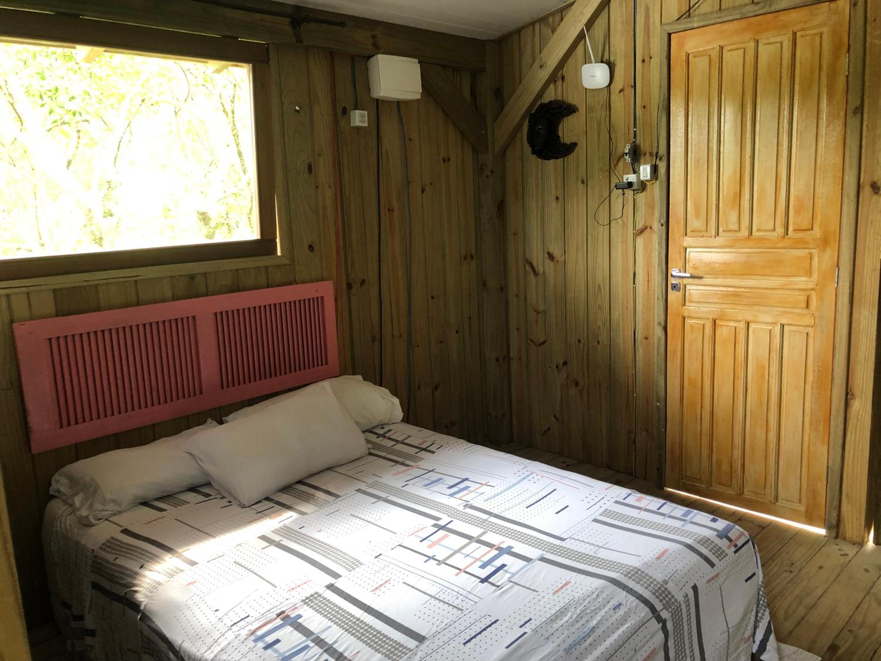Quadruple Room with Private Bathroom photo 2