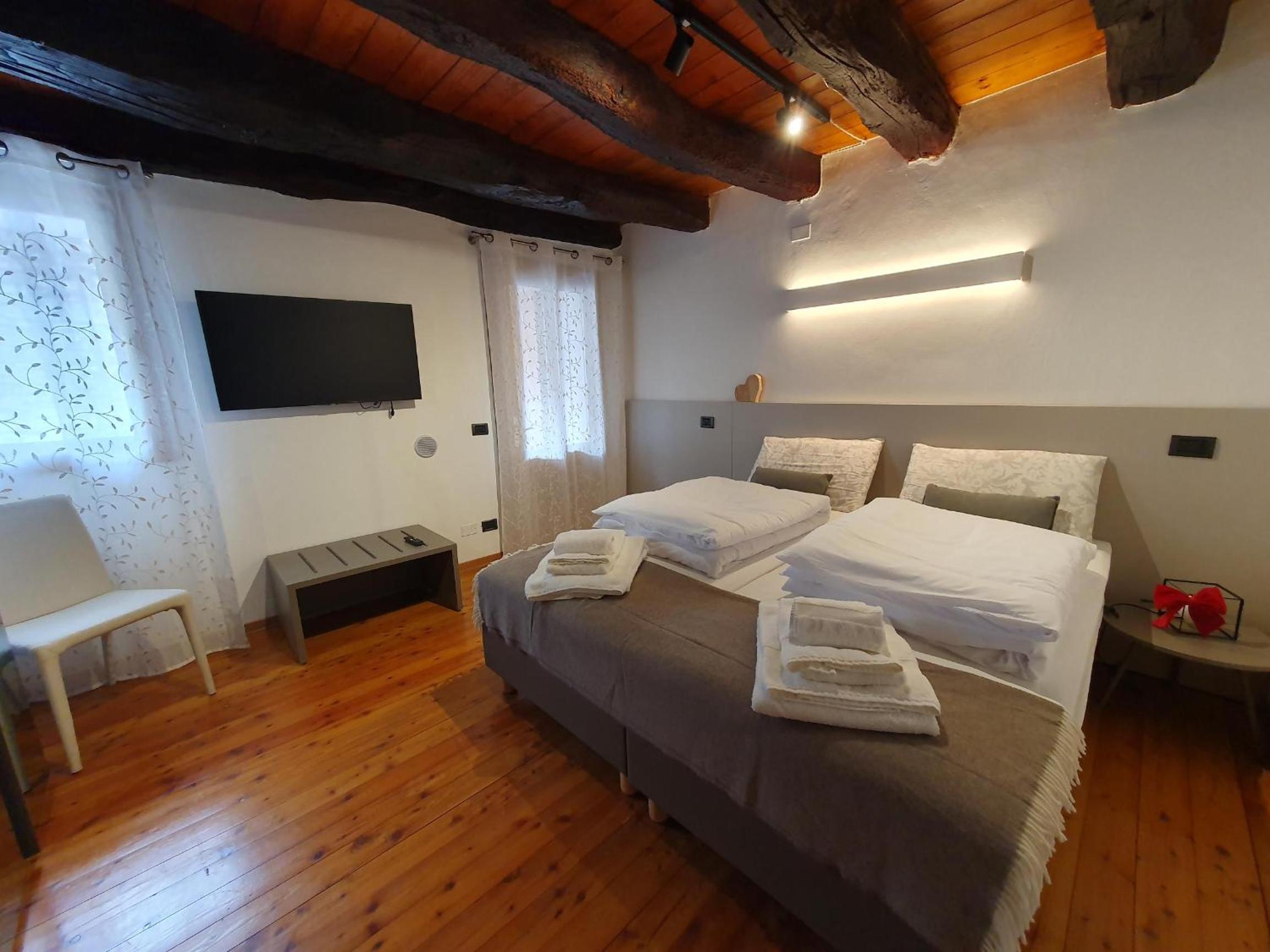 Apartment photo 1