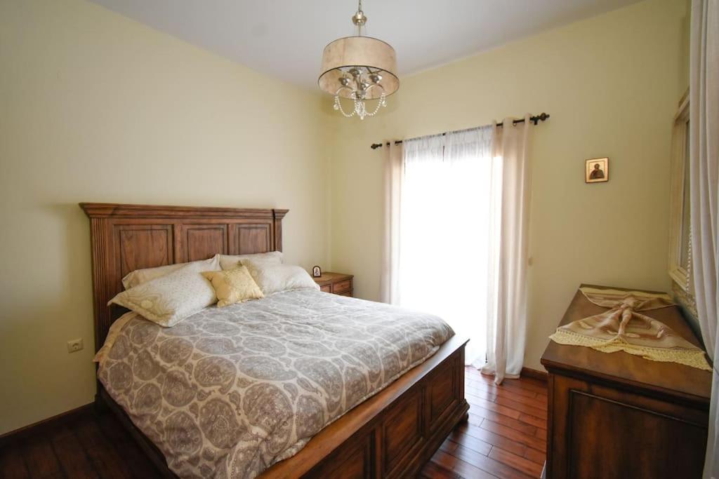Villa photo 1