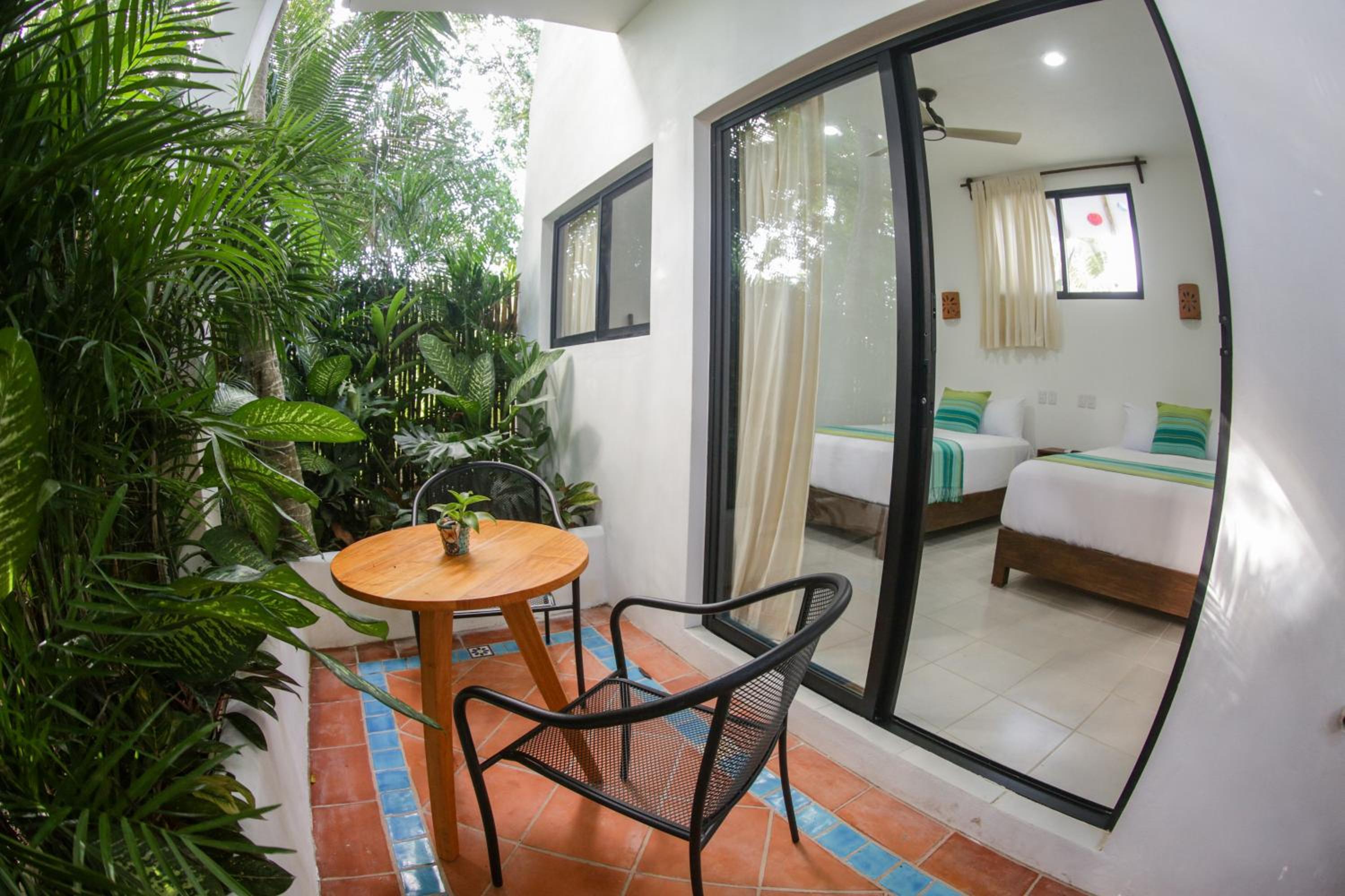Double Room - Photo 2