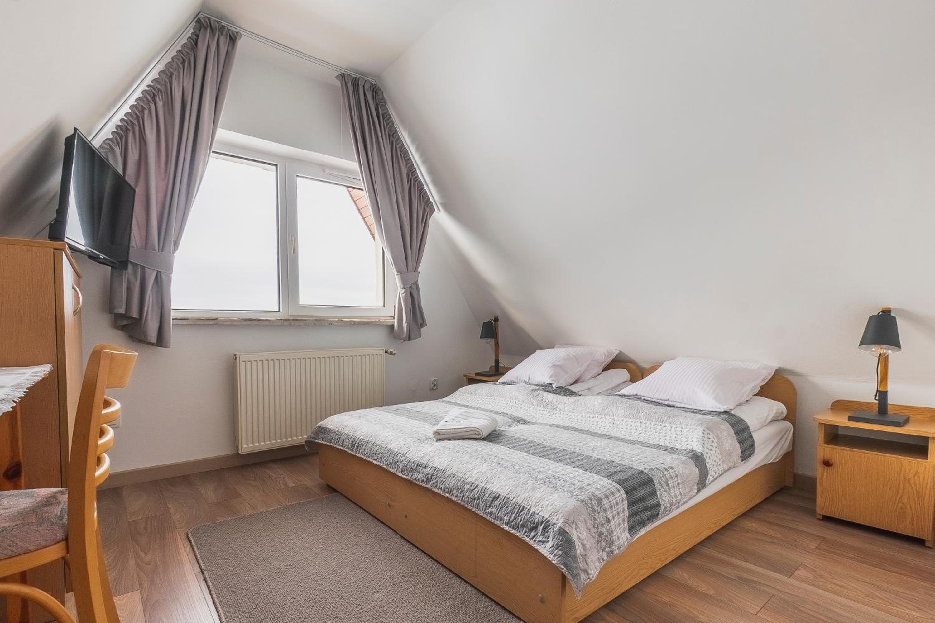 Deluxe Double Room with Shower photo 2