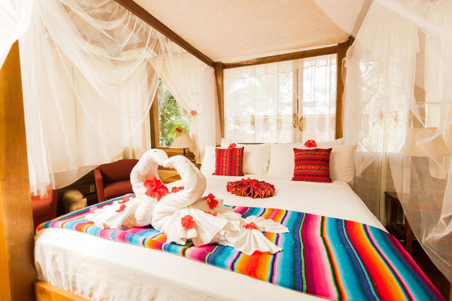 Rainforest Deluxe Cabana photo 1