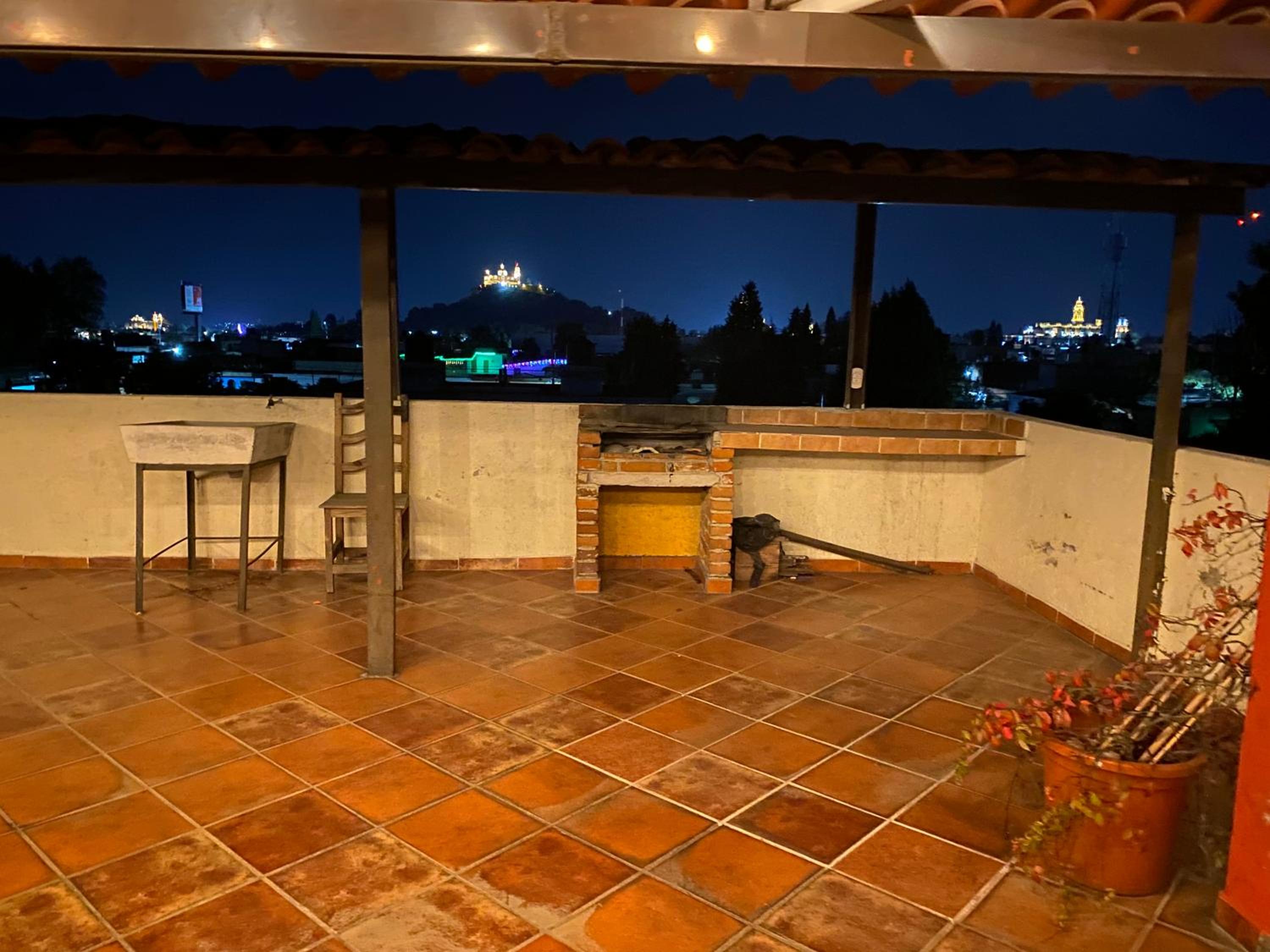 Two-Bedroom Apartment - Photo 9
