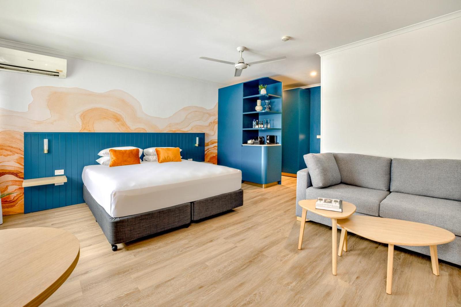 Superior King Room - Photo 7