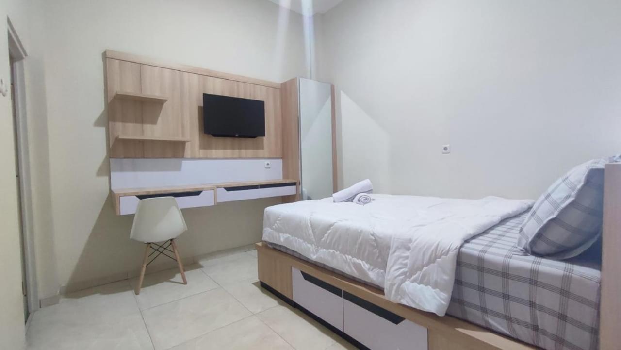 Double Room - Photo 5