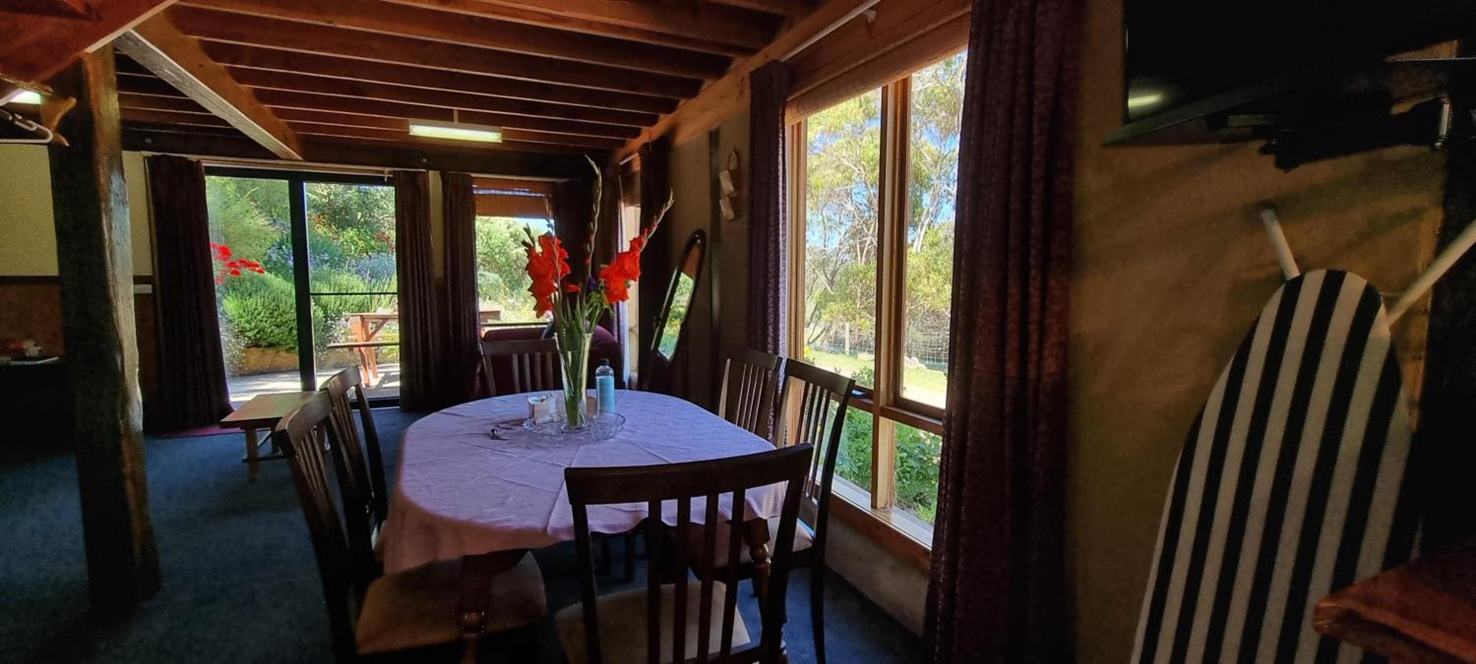 Two-Bedroom Cottage photo 2