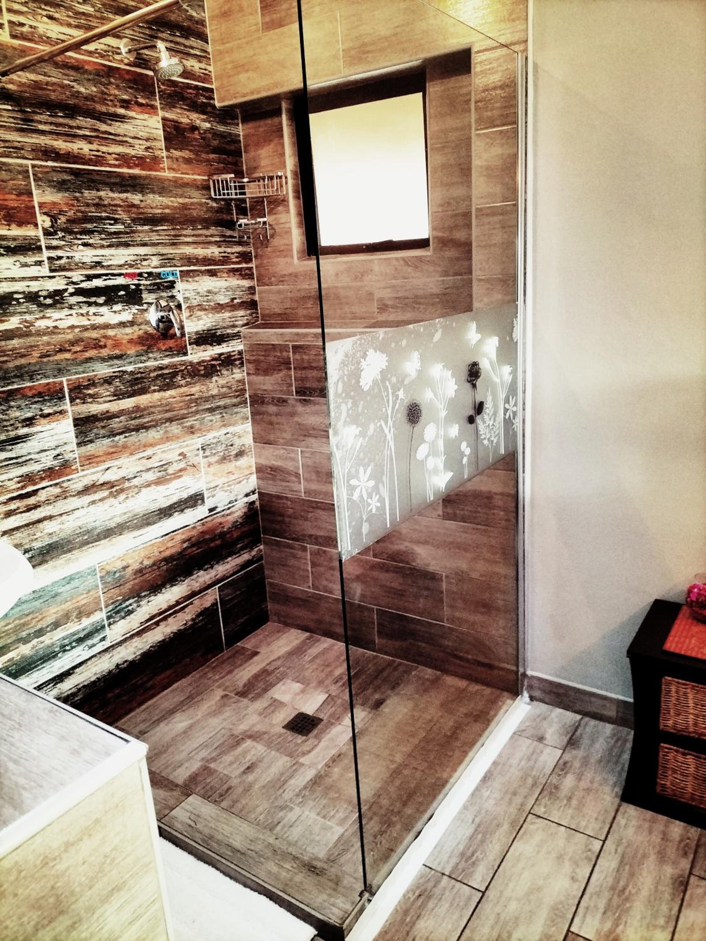Deluxe Double Room with Shower - Photo 40