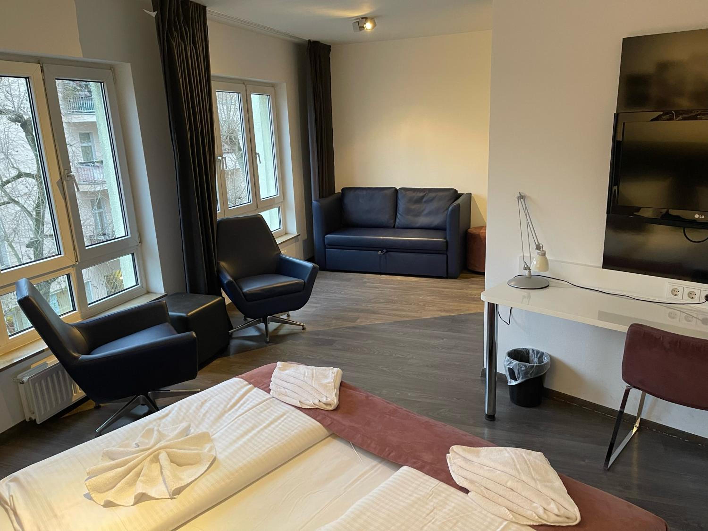 Superior Doppelzimmer- Straßenseite photo 2
