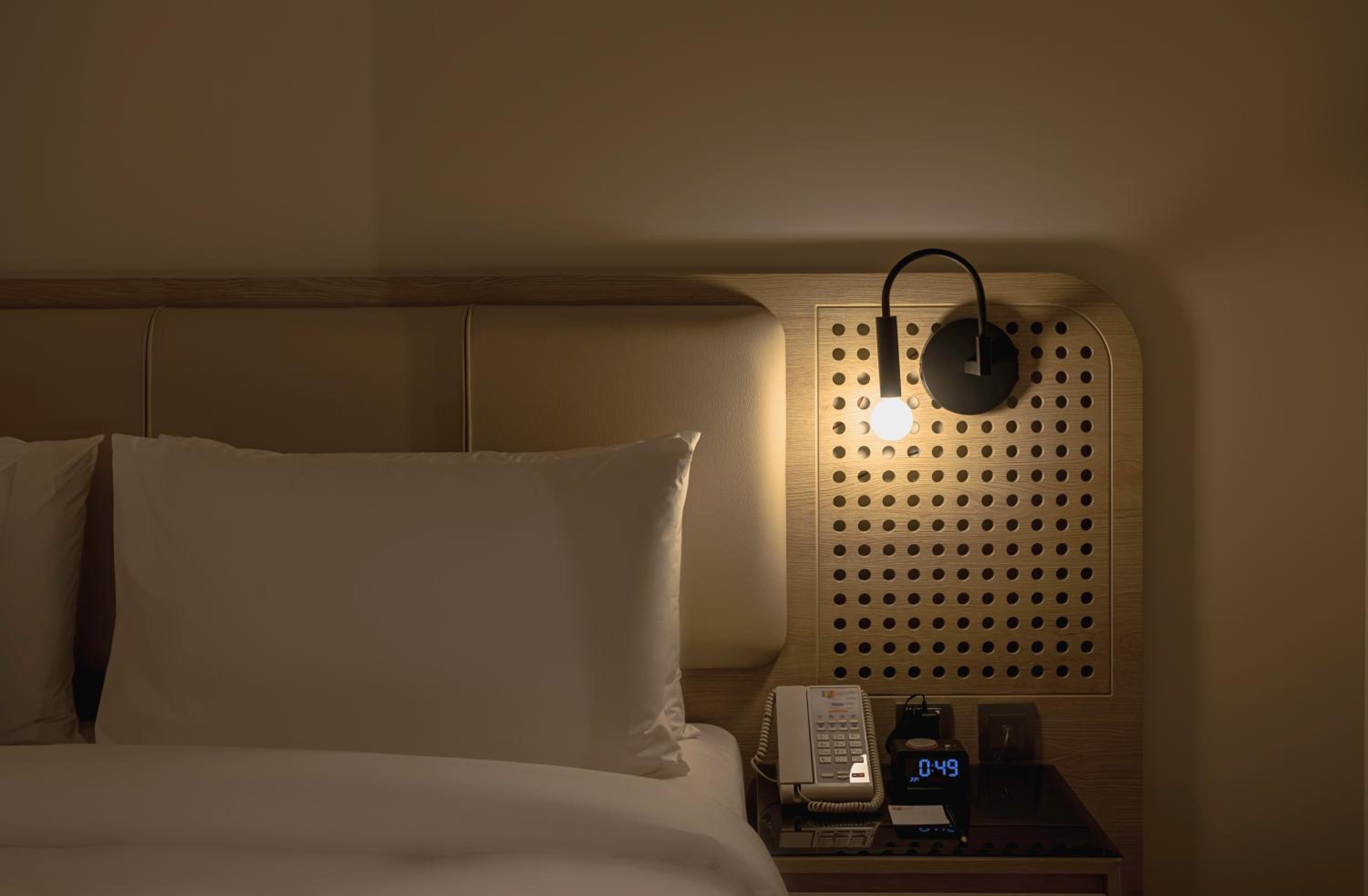 Standard King Room - Photo 3