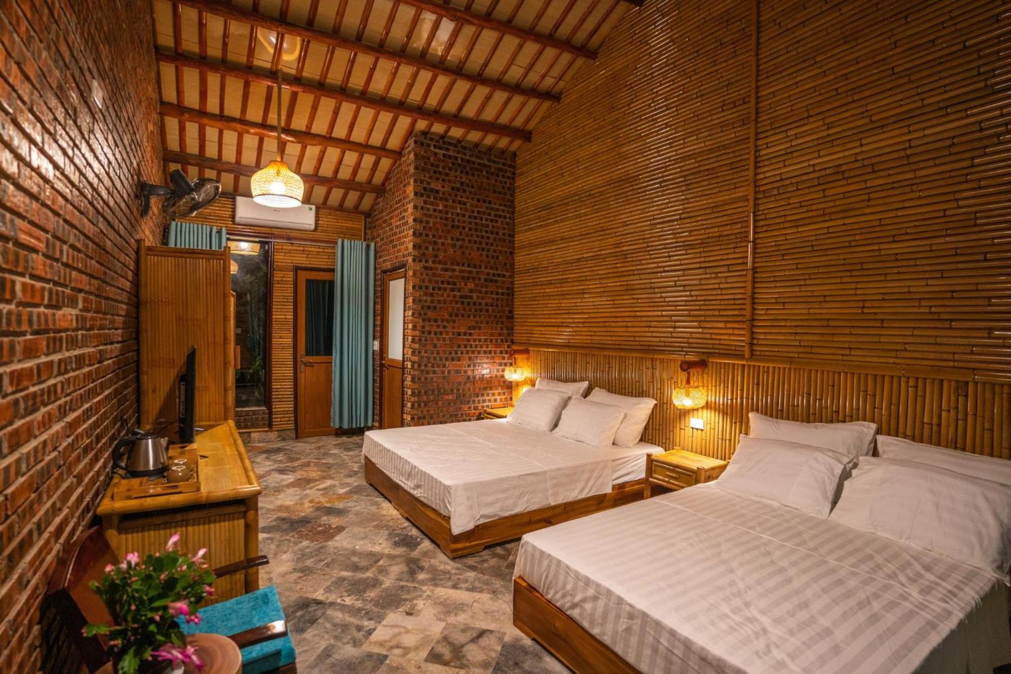 Deluxe Bungalow photo 1