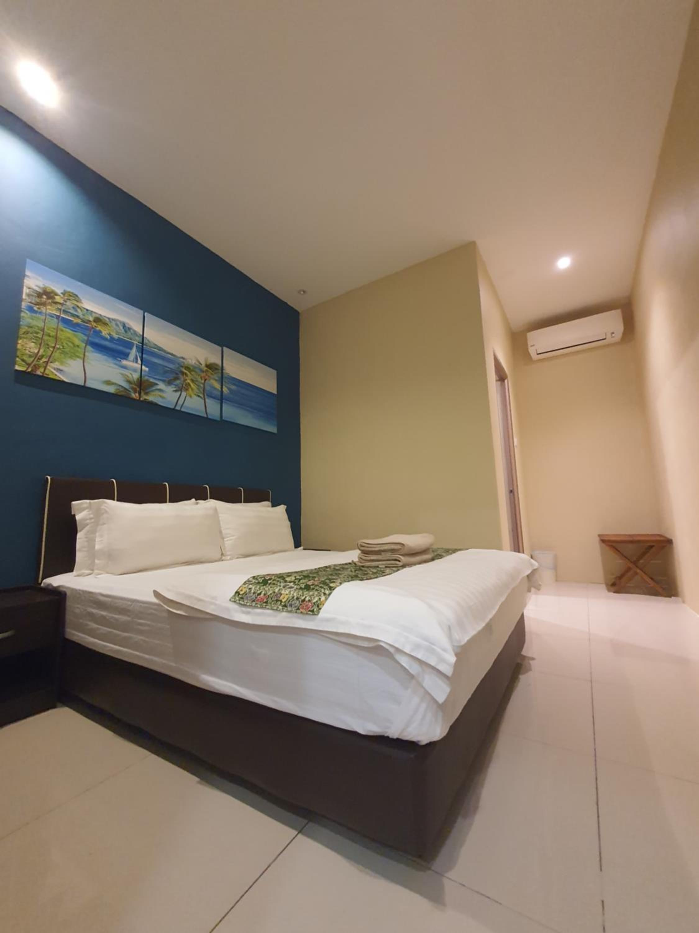 Standard Double Room without Window photo 3